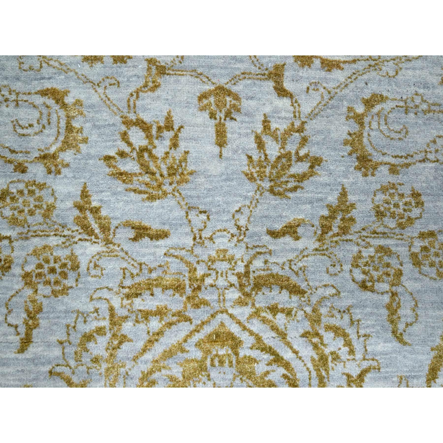 8'x10' Blau mit Brown Persischer Einfluss Design Wolle & Seide Handgeknüpfter Teppich im Angebot 2
