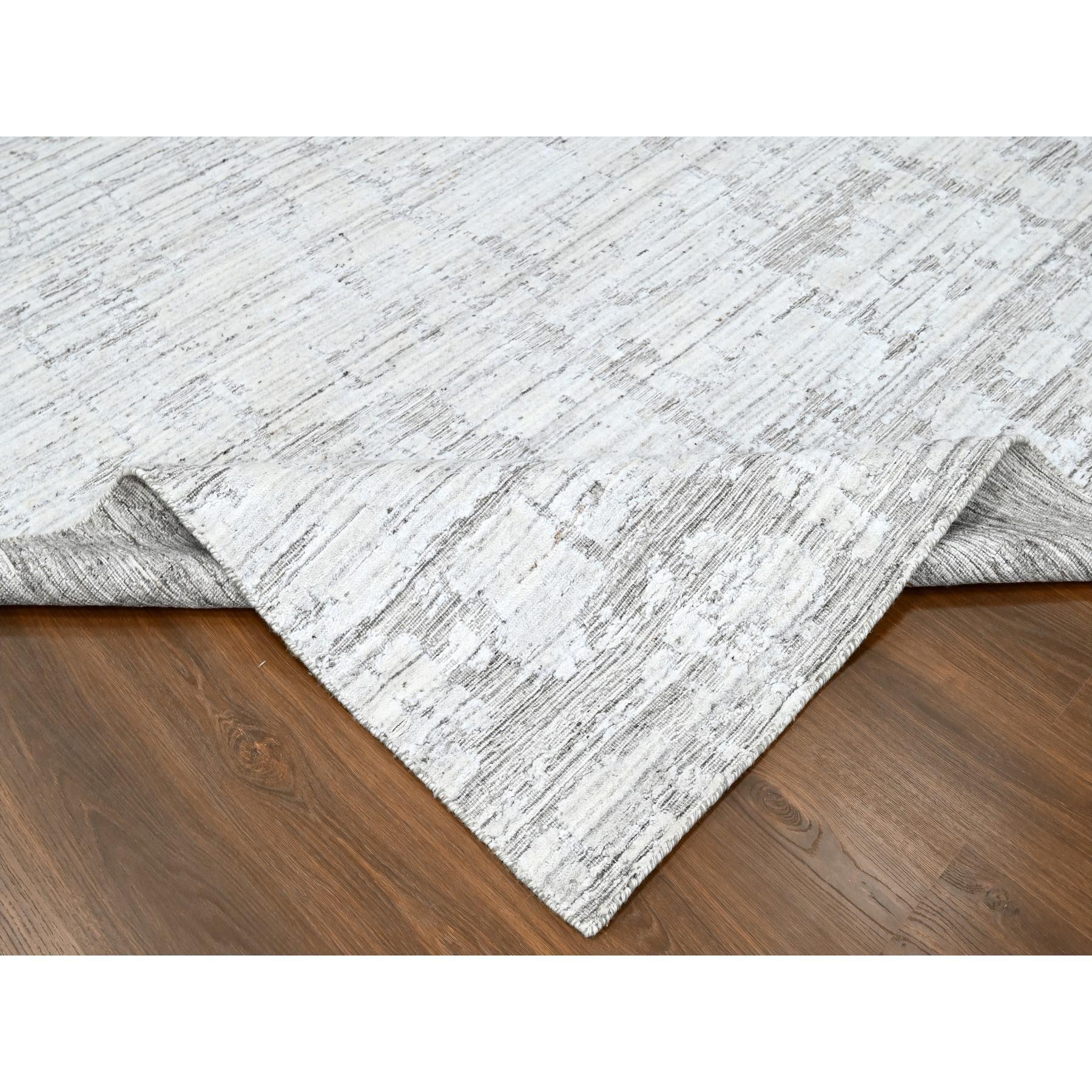 Tapis 8'x10' Bone White, laine et soie végétale, tissé à la main, Design Modern Neuf - En vente à Carlstadt, NJ