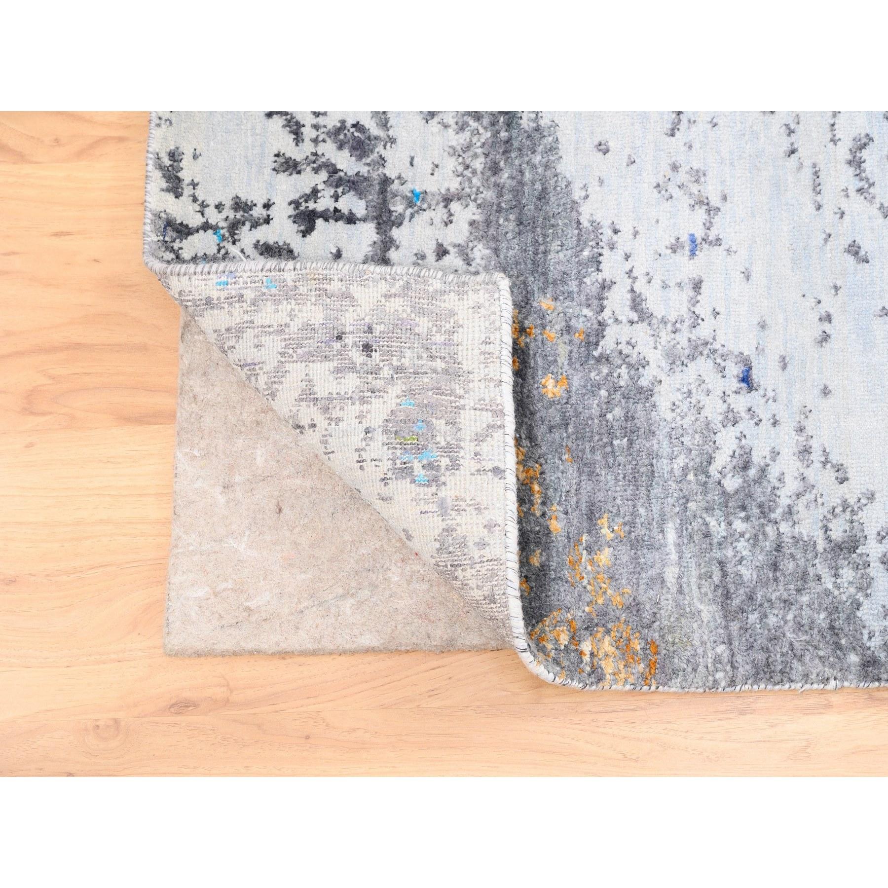 8'x10' Holzkohle Schwarz mit Pop Of Colors Moderner handgeknüpfter Teppich aus Woll-Silber im Zustand „Neu“ im Angebot in Carlstadt, NJ
