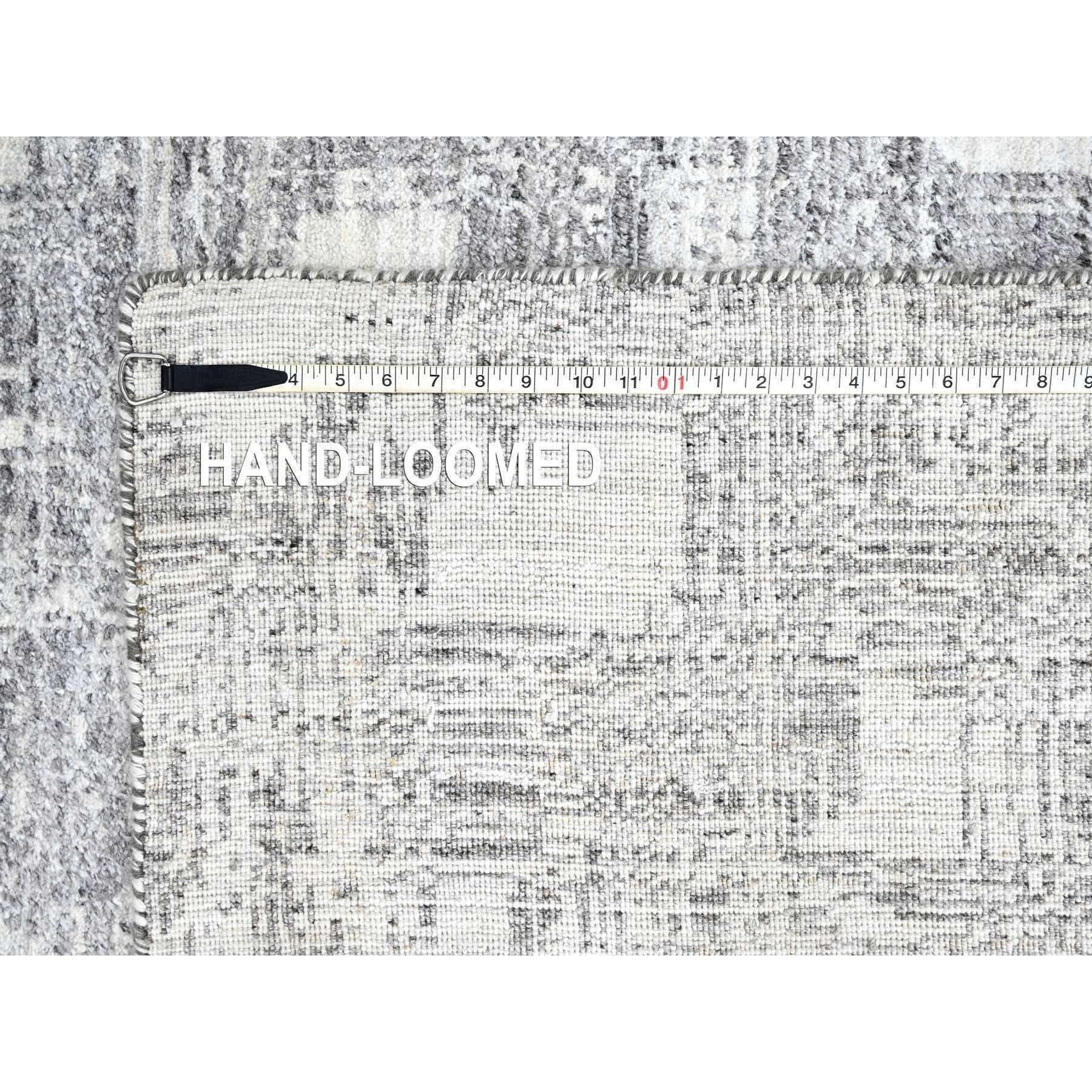 8'x10' Chiffon White Hand Loomed Wool and Plant Based Silk Oriental Rug For Sale 4