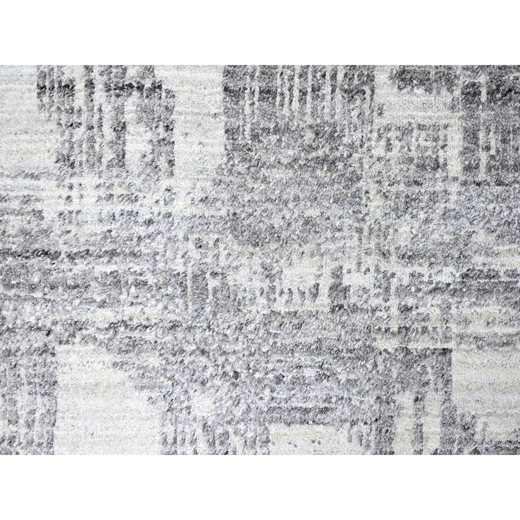8'x10' Chiffon White Hand Loomed Wool and Plant Based Silk Oriental Rug For Sale 1