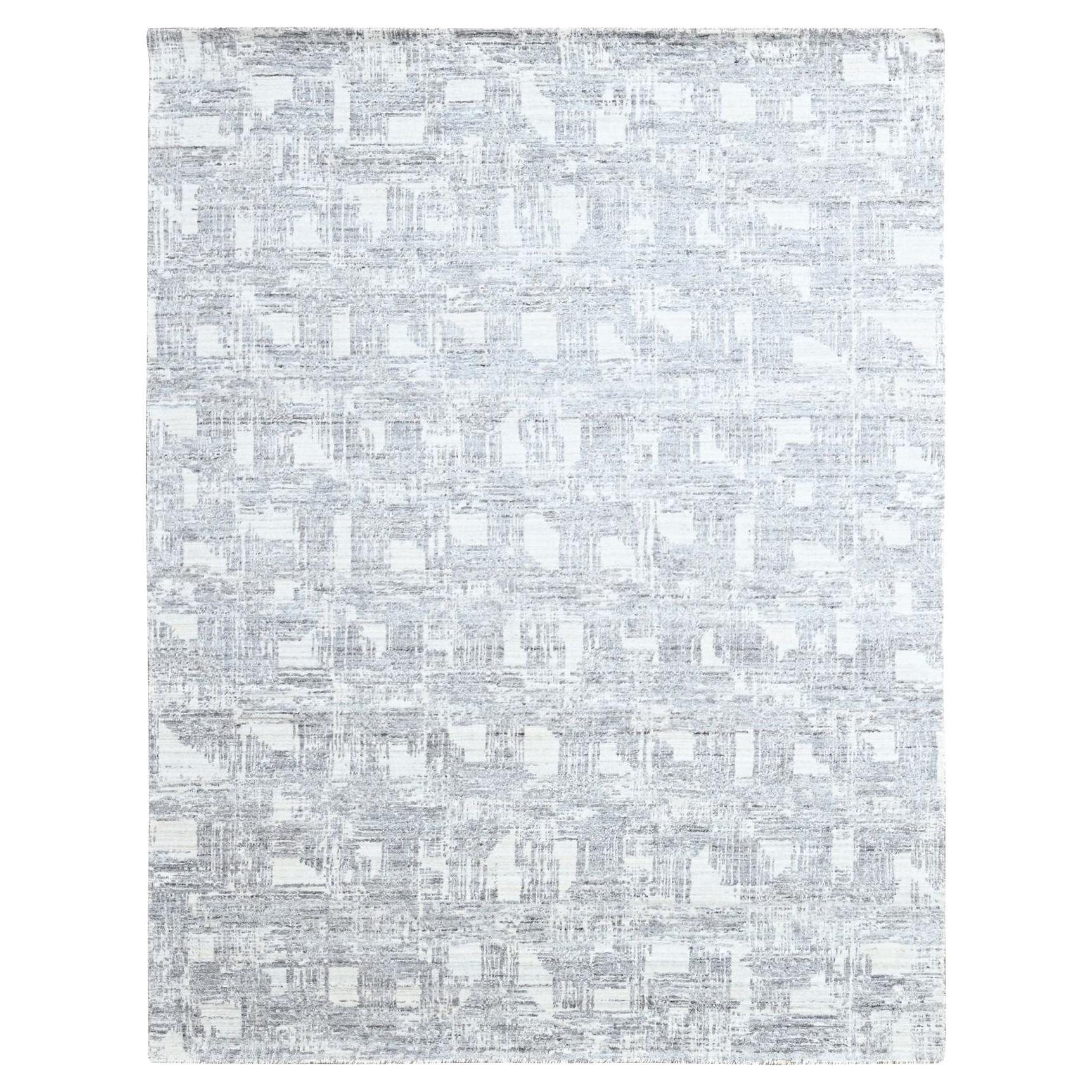 8'x10' Chiffon White Hand Loomed Wool and Plant Based Silk Oriental Rug For Sale