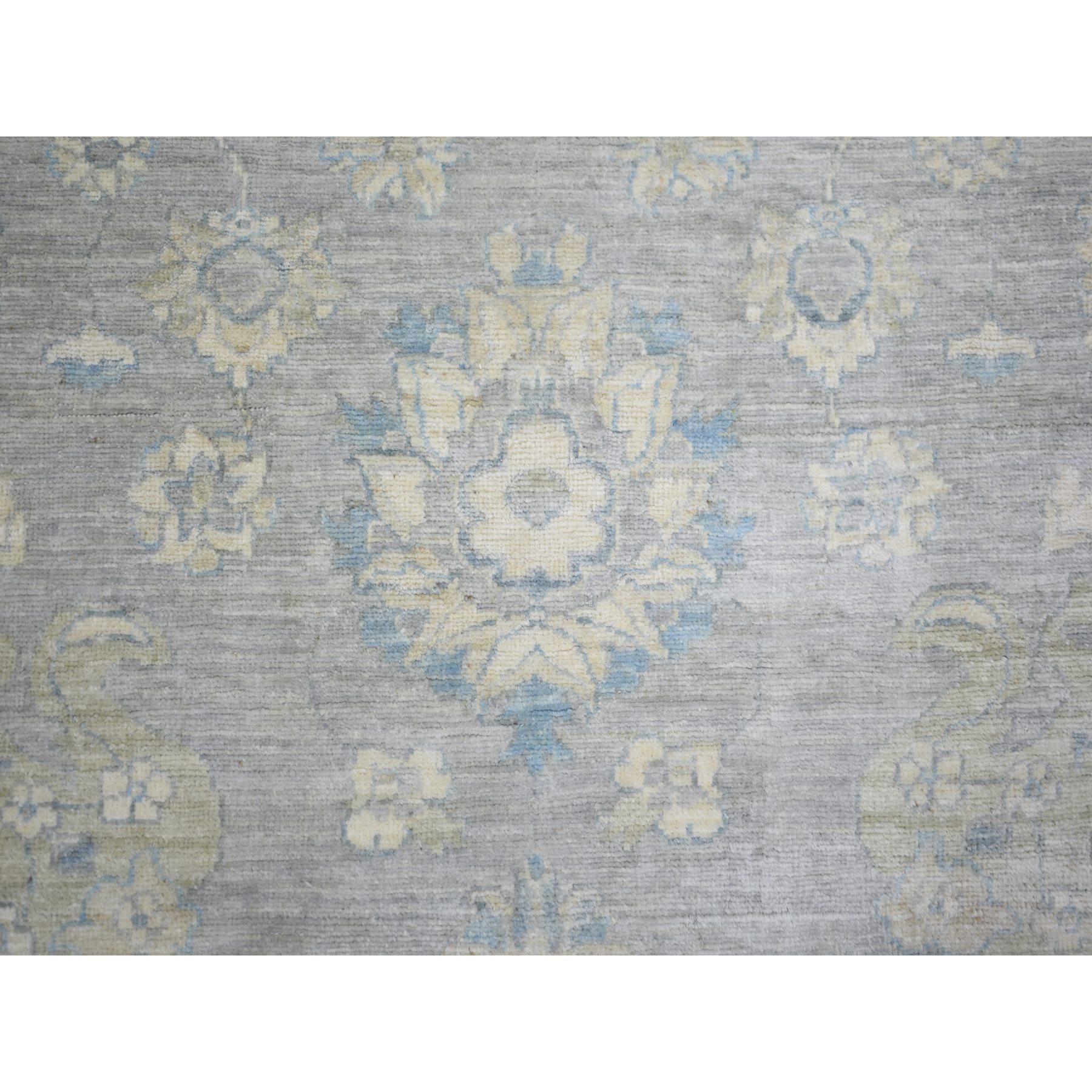 8'x10' Gris nuage, Laine extra douce nouée à la main, Tapis oriental Peshawar plus fin en vente 2