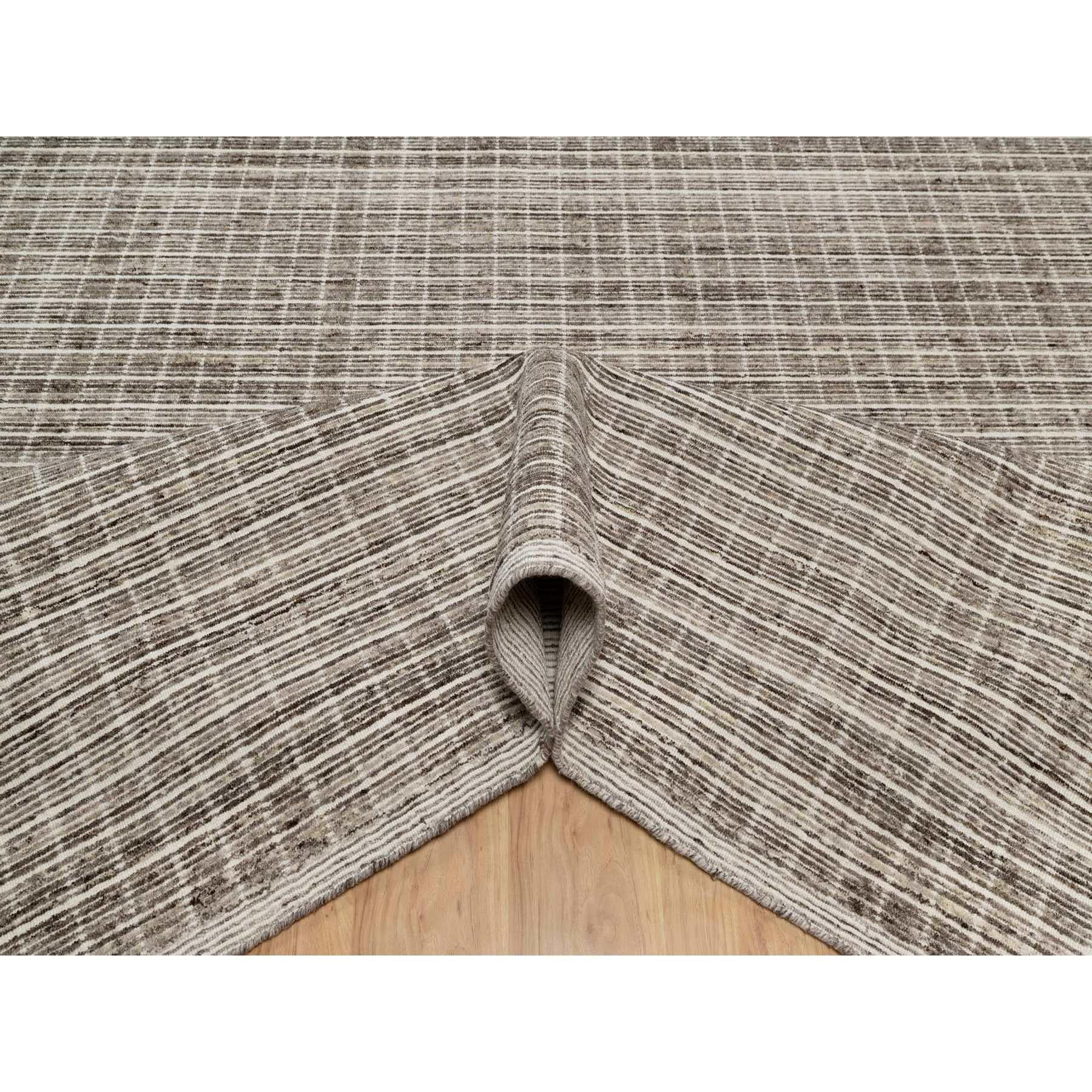 8'x10' Coffee Brown Modern Plain Decor Box Design Loomed Knotted Wool Rug In New Condition For Sale In Carlstadt, NJ