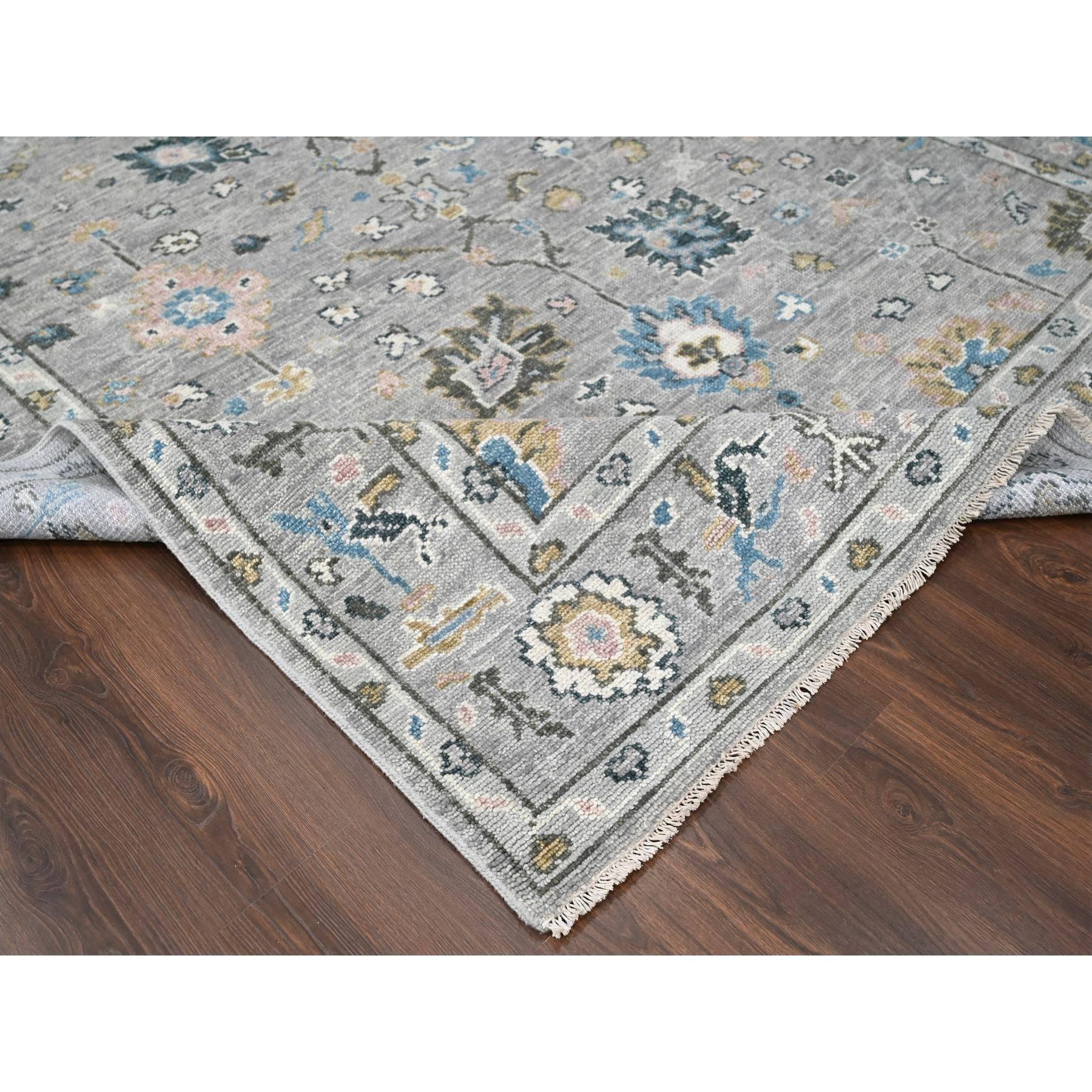 XXI secolo e contemporaneo 8'x10' Dover Gray Oushak Design Soffice lana annodata a mano Oriental Rugs in vendita