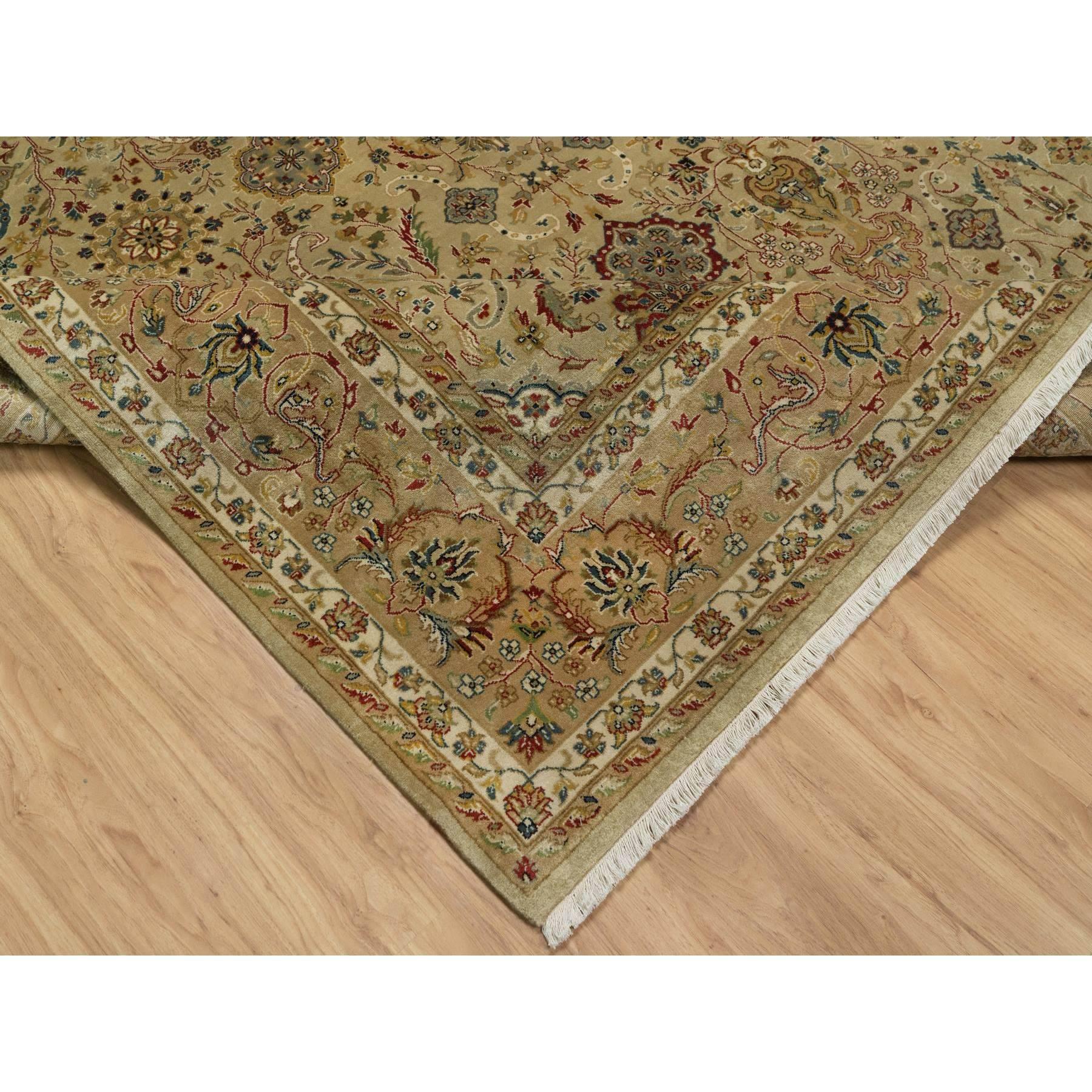 Contemporary 8'x10' Ecru Brown Kashan Design 300 KPSI New Zealand Wool Hand Knotted Rug For Sale