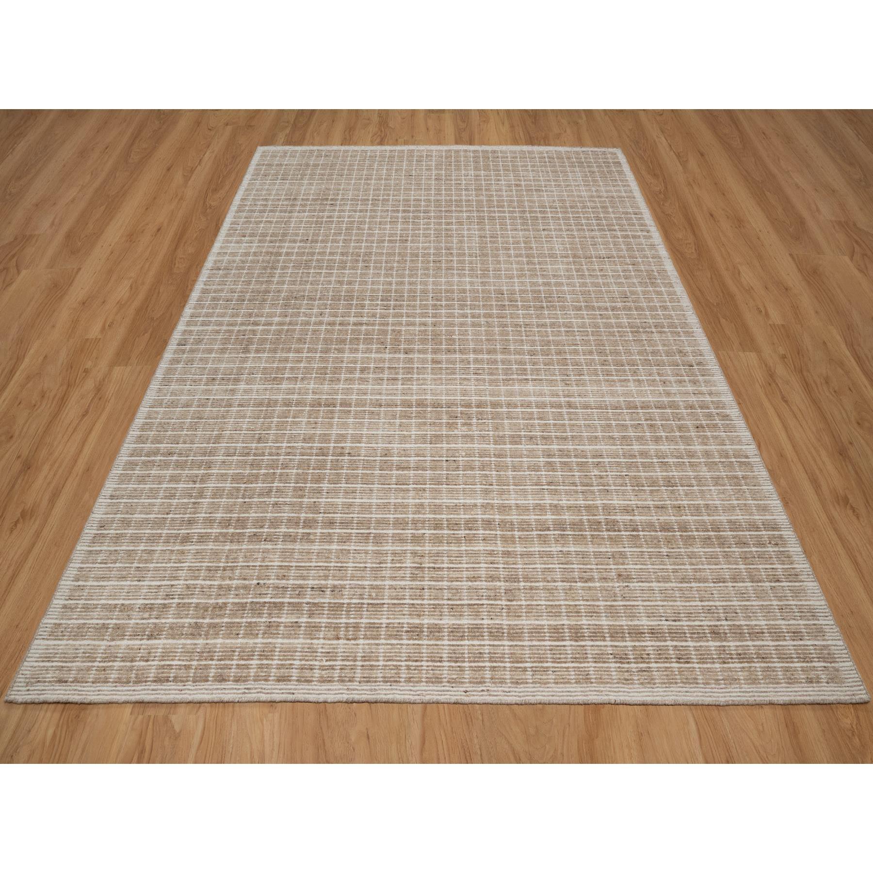 Frappe Brown, Soft to the Touch, Modern Plain Decor Box Design, Loomed Knotted, Pure Wool, Oriental Rug
Primary materials: Wool
Latex: No Pile 
height: 0.25 Inches
Style: Contemporary
Primary color: Brown
Secondary colors: Ivory
Pattern: Oriental