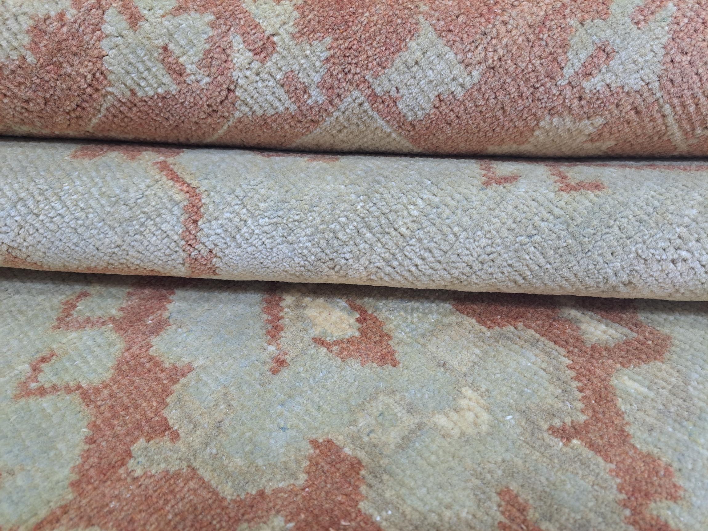 8x10 Ft 100% Wolle Oushak Stil Teppich. Handgeknüpfter Teppich. Kundenspezifische Optionen verfügbar im Angebot 3