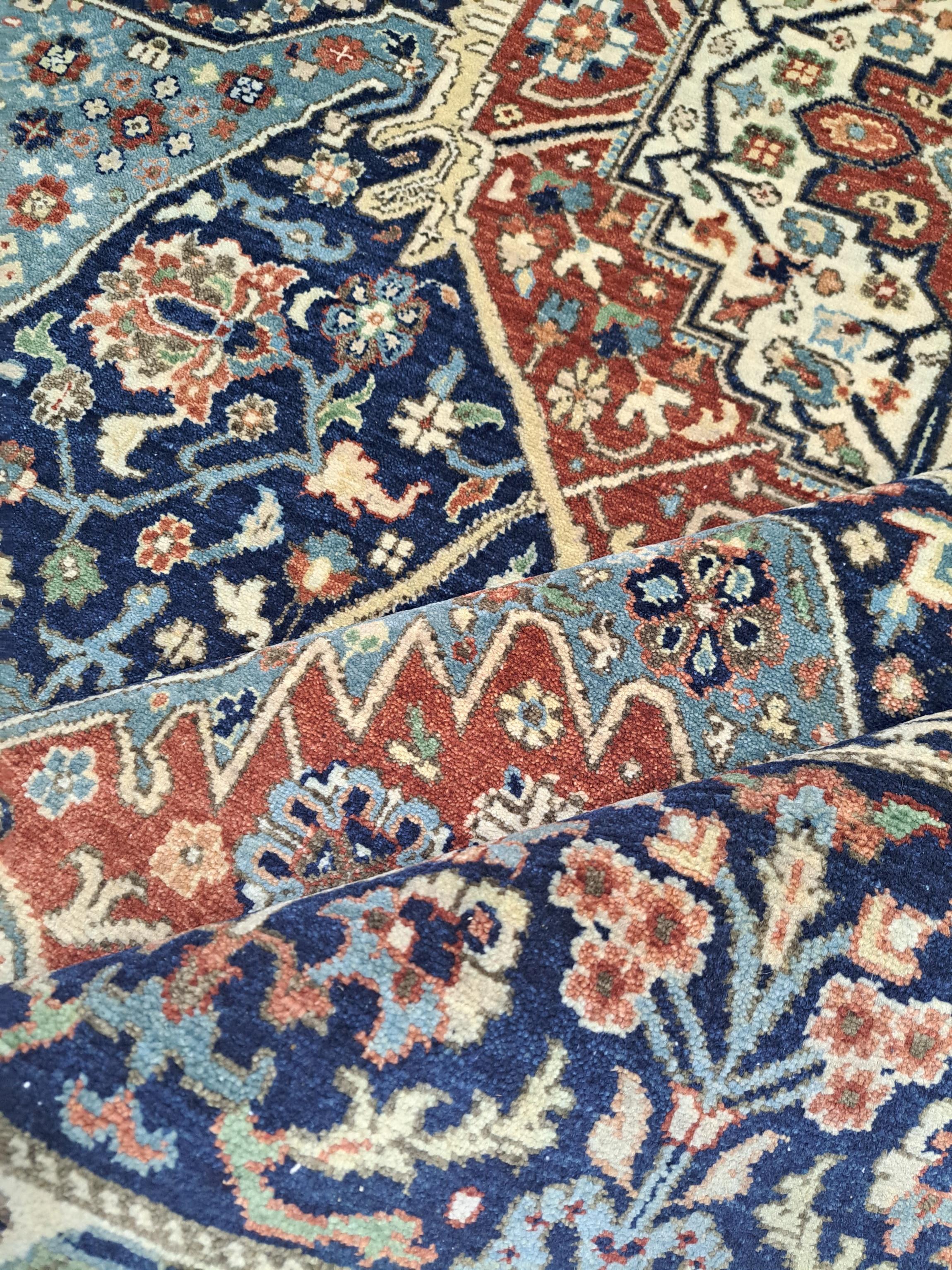 8x10 Ft Antique Heriz Inpired Tapis noué à la main New Rug. Tous les Wool. Tapis de style Heriz en vente 1