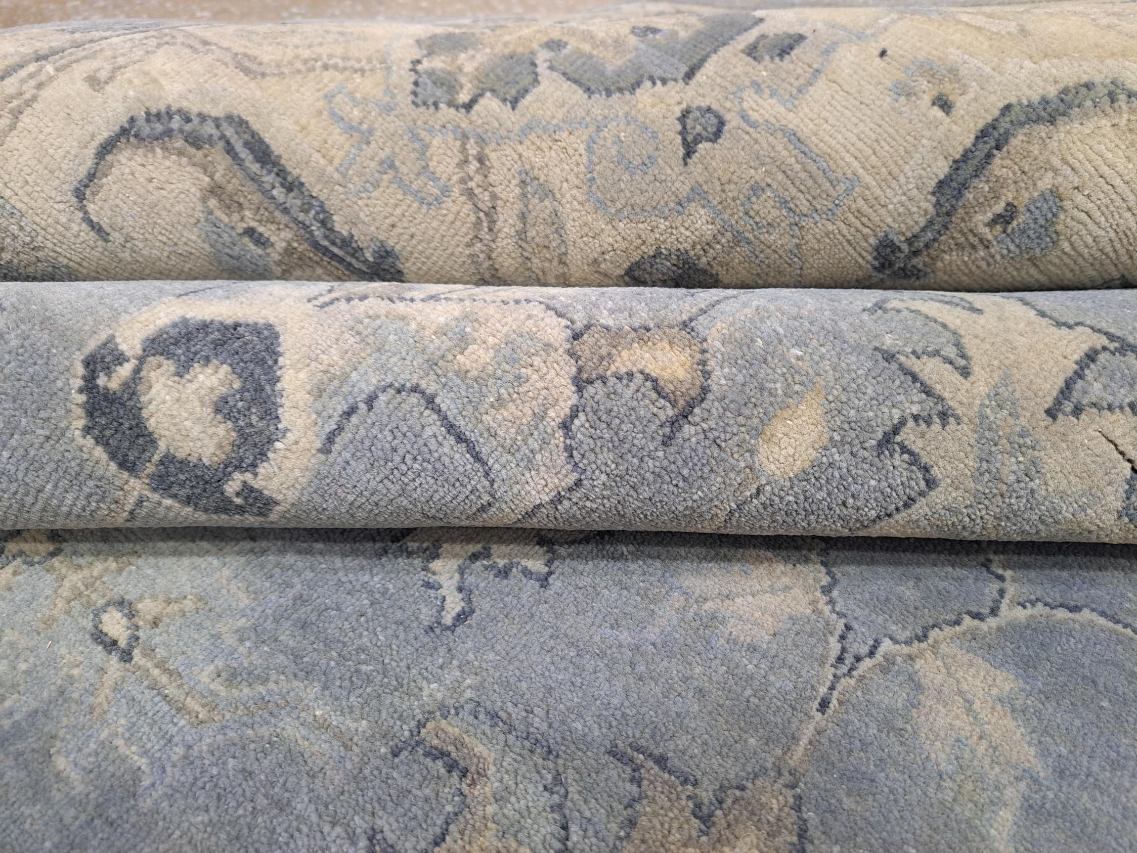 8x10 Ft Antique Heriz Inpired Hand-knotted Teppich aus Wolle. Brandneuer Teppich im Angebot 1