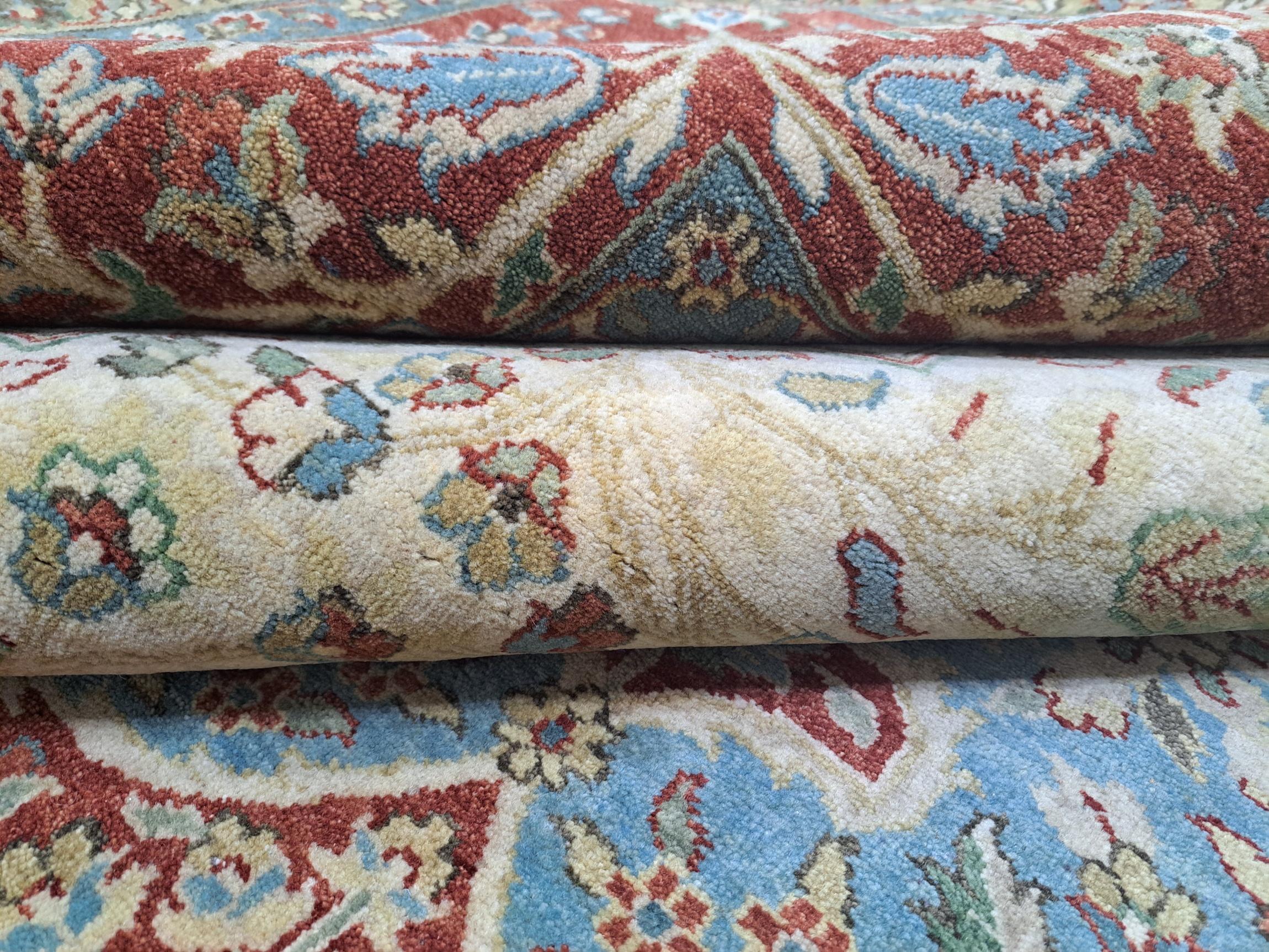 Alfombra Artesanal Antigua de 8x10 Pies Inspirada en Heriz. Aspecto Heriz Antiguo. 100% Lana en venta 1