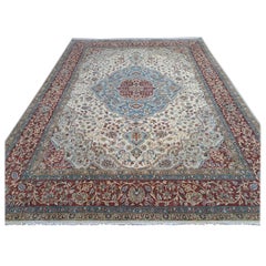 8x10 Ft Antique Heriz Inspired Handcrafted Rug. Antique Heriz Look. 100% Wool