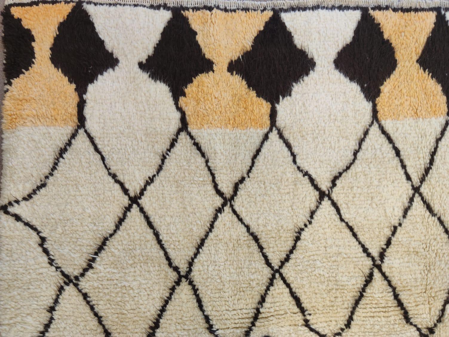 8x10 Ft Moderner handgefertigter marokkanischer Tulu-Teppich, 100% Wolle, kundenspezifische Optionen verfügbar (Handgeknüpft) im Angebot