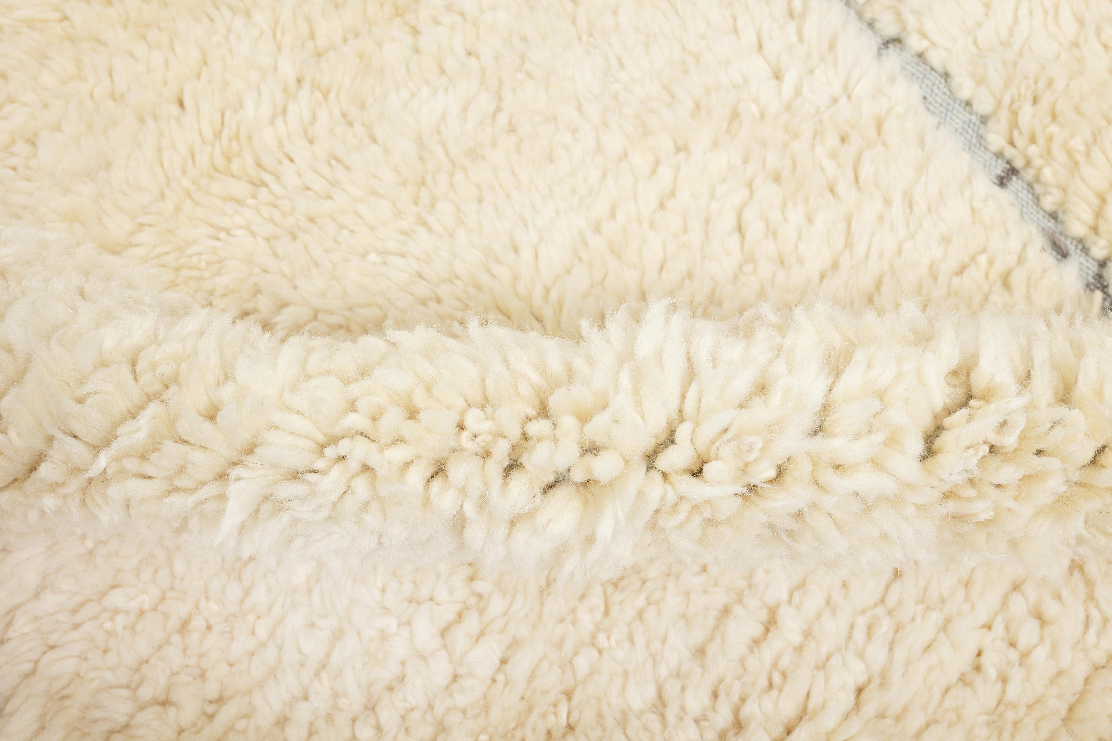 Scandinavian Modern 8x10 Ft Contemporary Moroccan Style Rug. Natural Wool. Custom Options Available For Sale