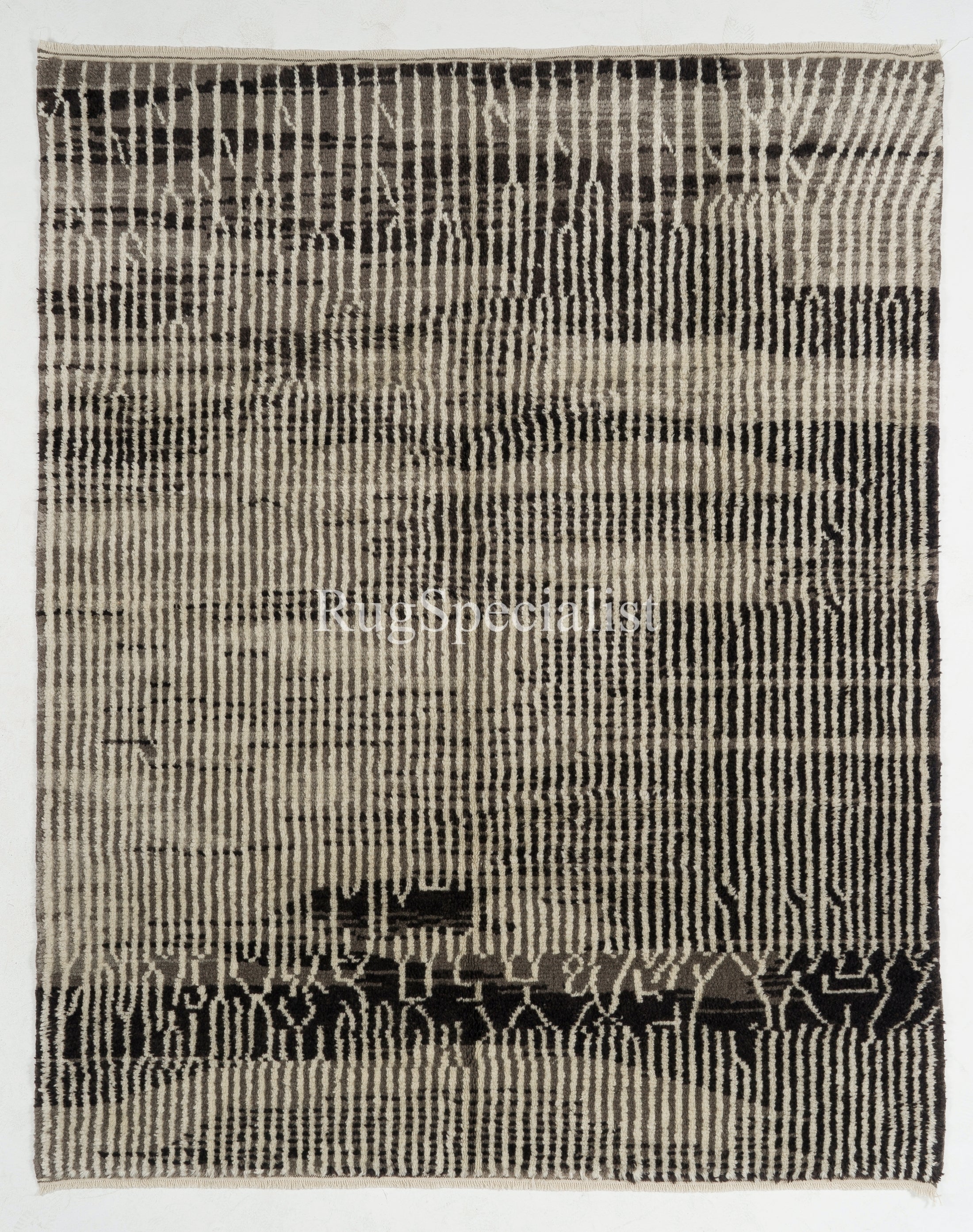 8.3x10.6 Ft Tapis marocain Tulu noué à la main. 100% laine. Options sur-mesure disponibles en vente