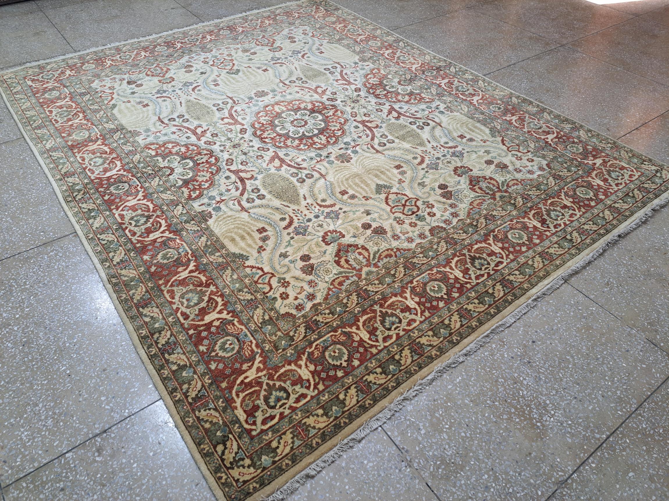 8x10 Ft Handgeknüpfter Teppich. 100% Wolle. Antiker Heriz inspirierter Design-Teppich (21. Jahrhundert und zeitgenössisch) im Angebot