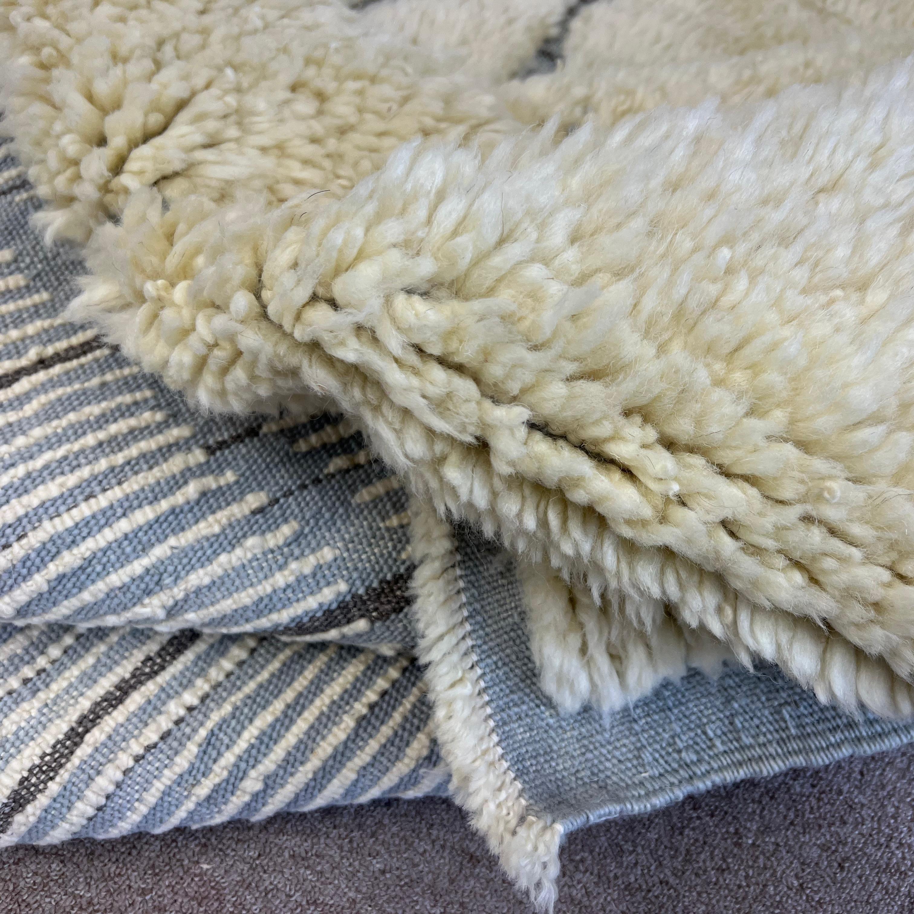 8x10 Ft Contemporary Moroccan Style Rug. Natural Wool. Custom Options Available In New Condition For Sale In Spring Valley, NY