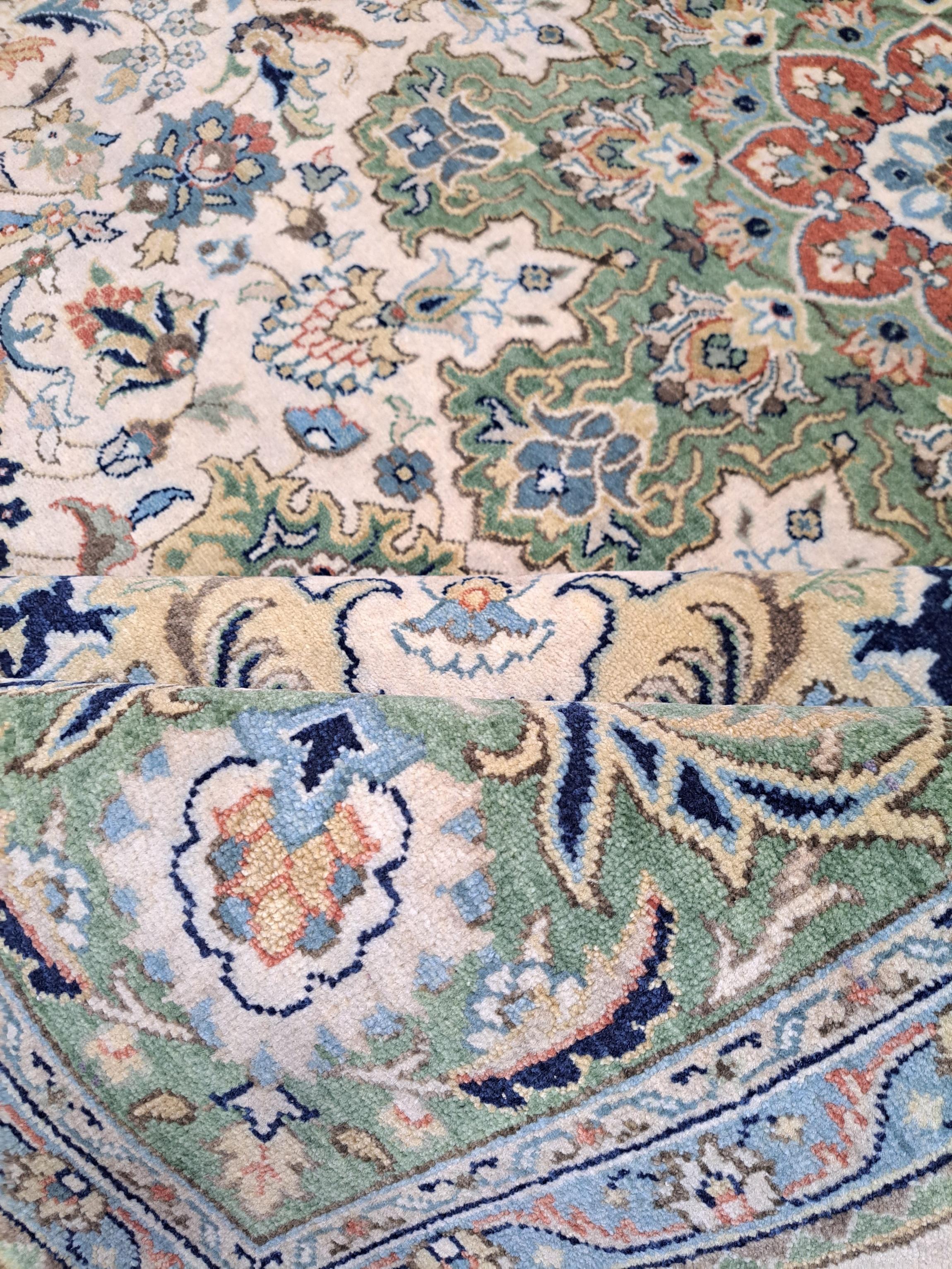 8x10 Ft Heriz Inspirierter Handgefertigter Teppich. Antiker Heriz-Look. 100% Wolle Teppich im Angebot 1