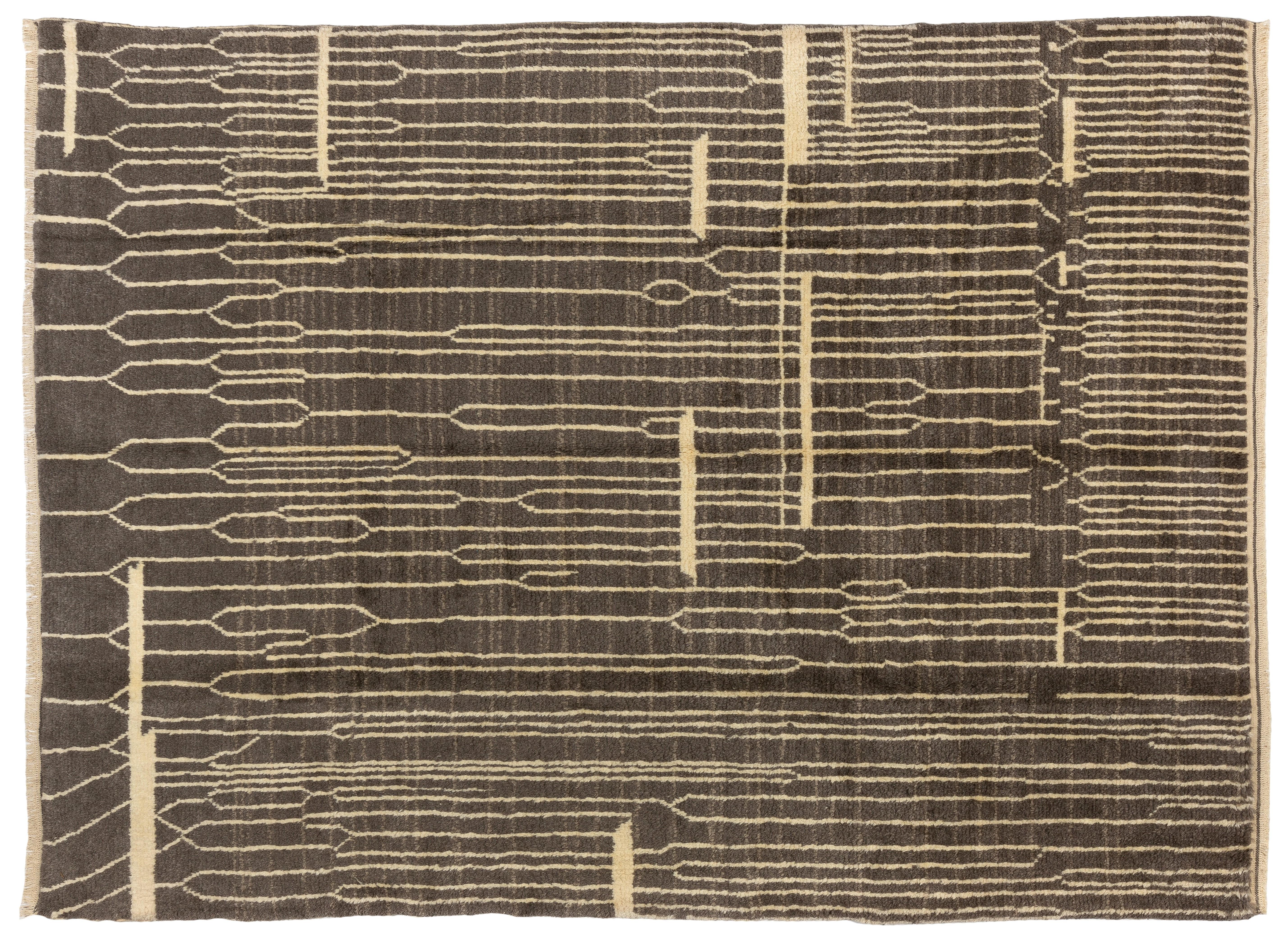 Maßgefertigter moderner handgeknüpfter Tulu-Teppich in Anthrazitgrau und Creme, 100 % Wolle (Handgeknüpft) im Angebot