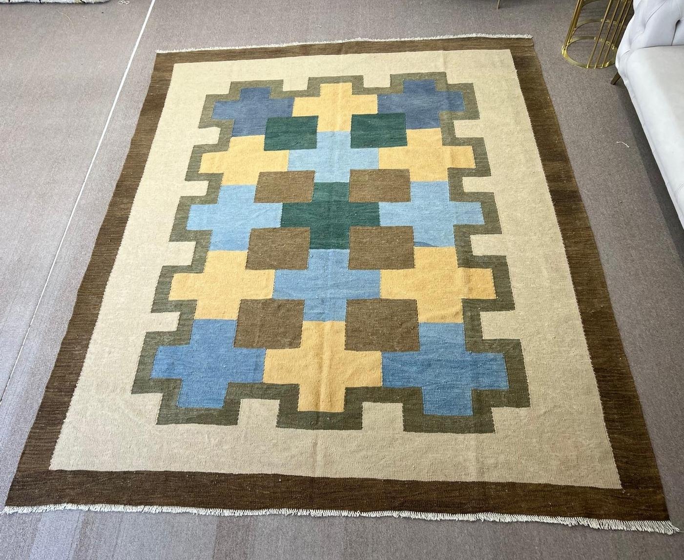 Hand-Woven 8x10 Ft Modern Handwoven Scandinavian design Rug. Custom Options Available For Sale