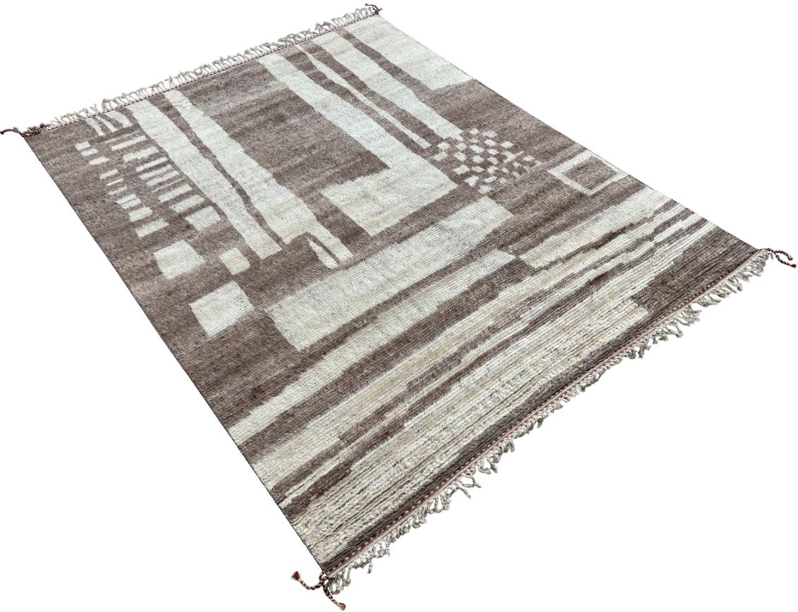 Turkish 8x10 Ft Modern Moroccan style Handmade Rug. 100% Wool. Custom Options Available For Sale