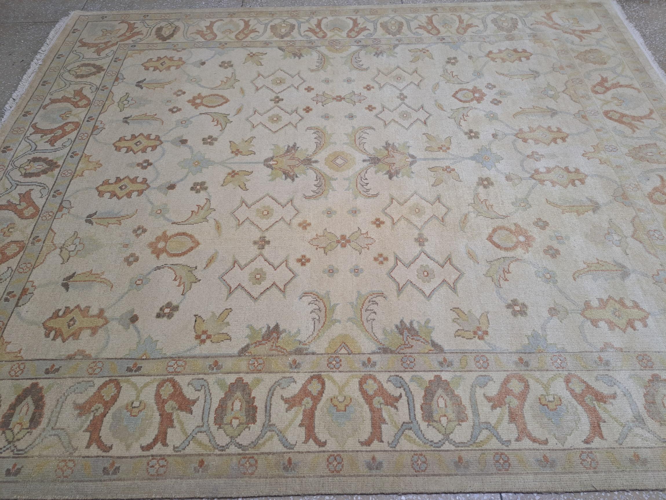 XXI secolo e contemporaneo Tappeto Oushak 8x10 Ft New Annodato a mano. 100% Lana naturale. Opzioni personalizzate disponibili in vendita