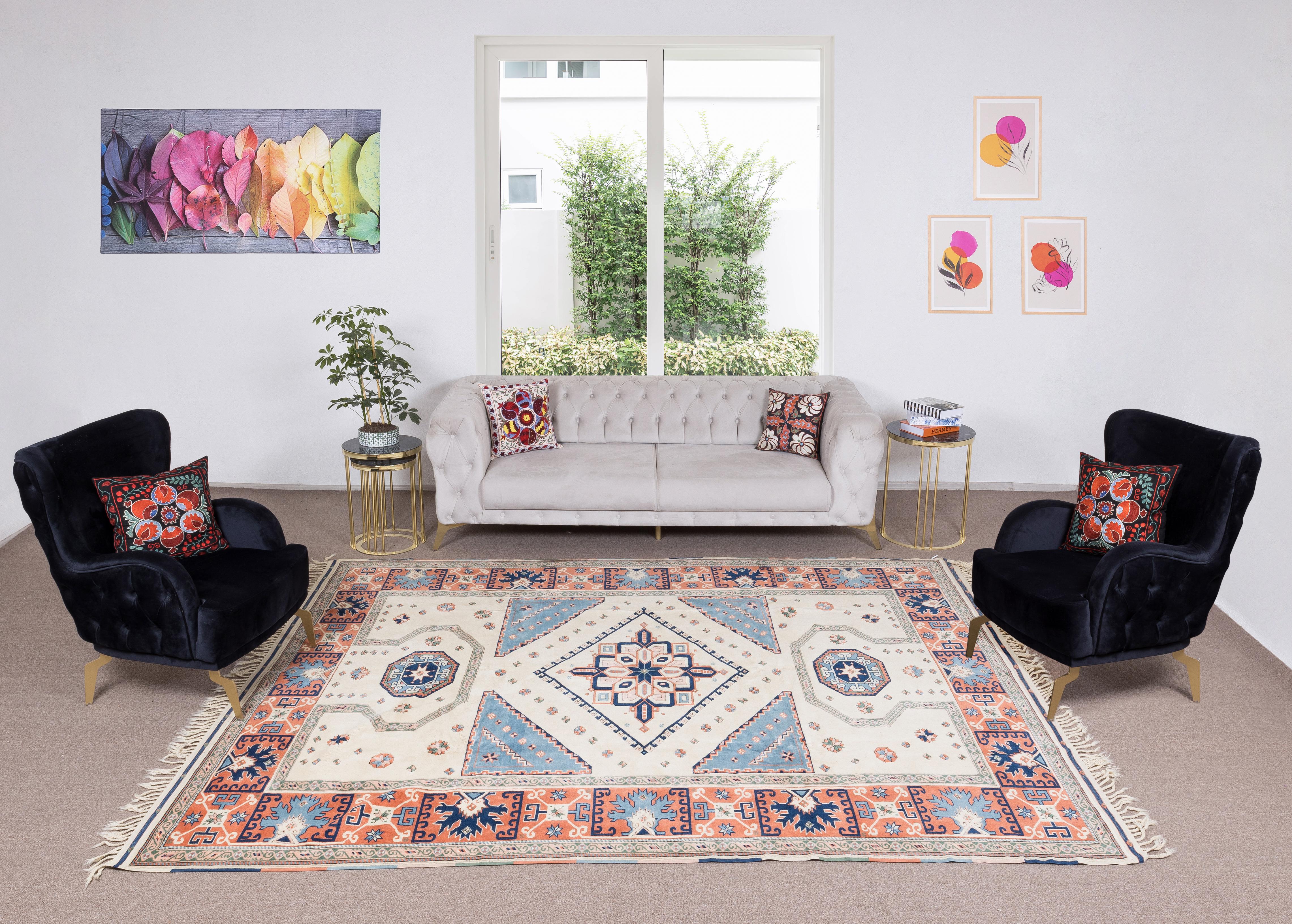 A hand-knotted contemporary Turkish rug.

This modern rug has even medium wool pile on wool foundation.

It is made of premium hand-spun sheep and natural dyes, ie. plant based non chemical dyes making it sought after, rare and special. 

The colors