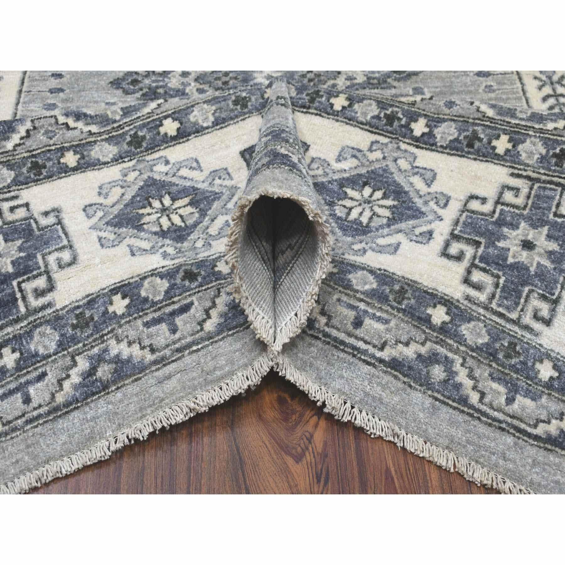 Contemporary 8'x10' Gray Pure Wool Hand-Knotted Peshawar With Karajeh Design Oriental Rug For Sale