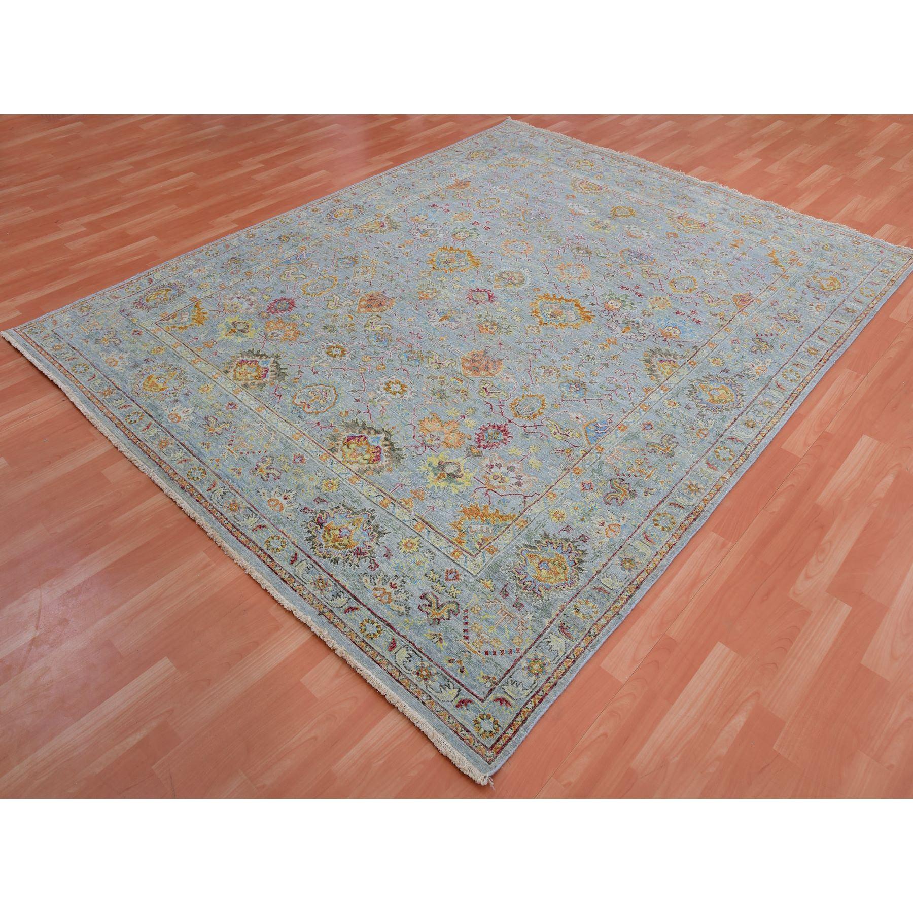 8'x10' Grauer Sultanabad Reimagined Leaf Design Cropped Thin Wool Hand Knotted Rug (Handgeknüpft) im Angebot