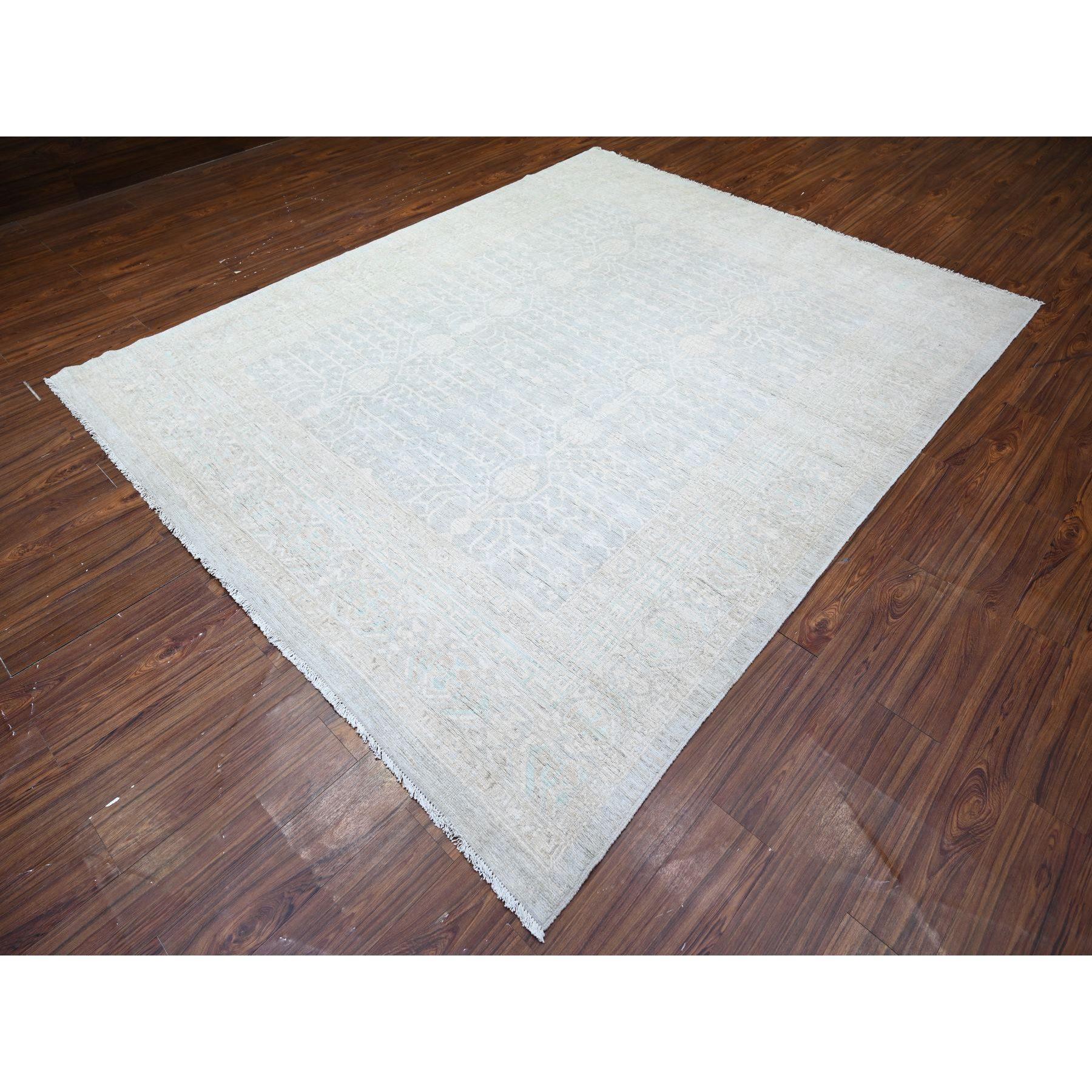 8'x10' Grau ausgewaschen Khotan inspiriert Granatapfel Design Wolle Hand geknüpft Teppich (Afghanisch) im Angebot