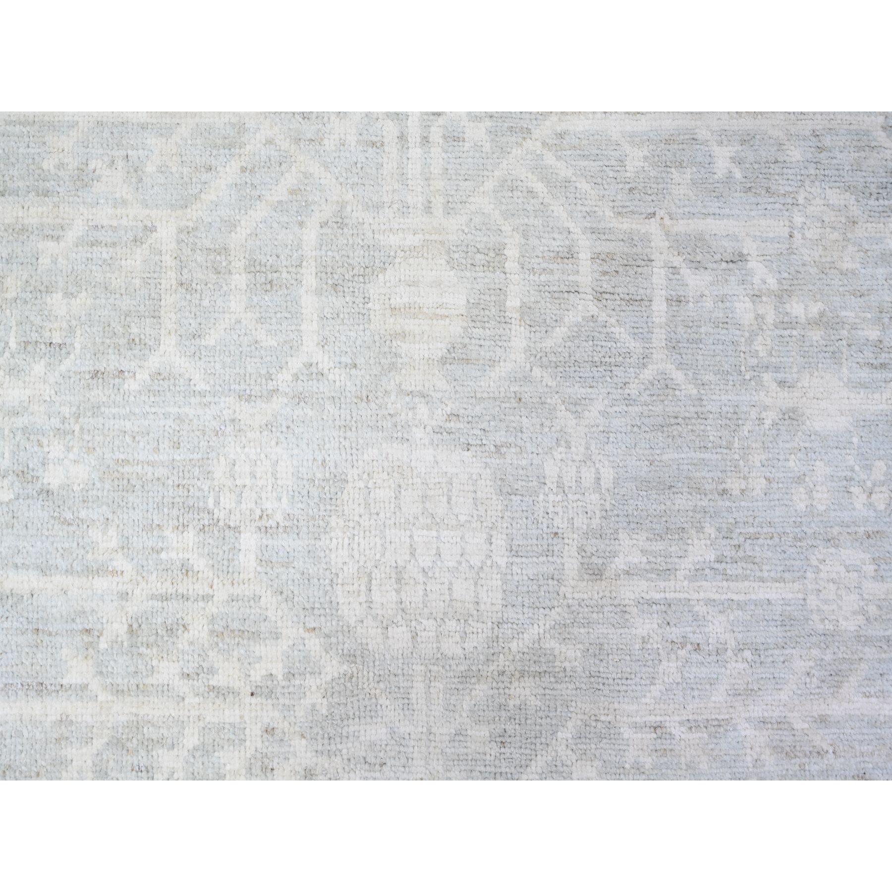 8'x10' Grau ausgewaschen Khotan inspiriert Granatapfel Design Wolle Hand geknüpft Teppich im Angebot 2