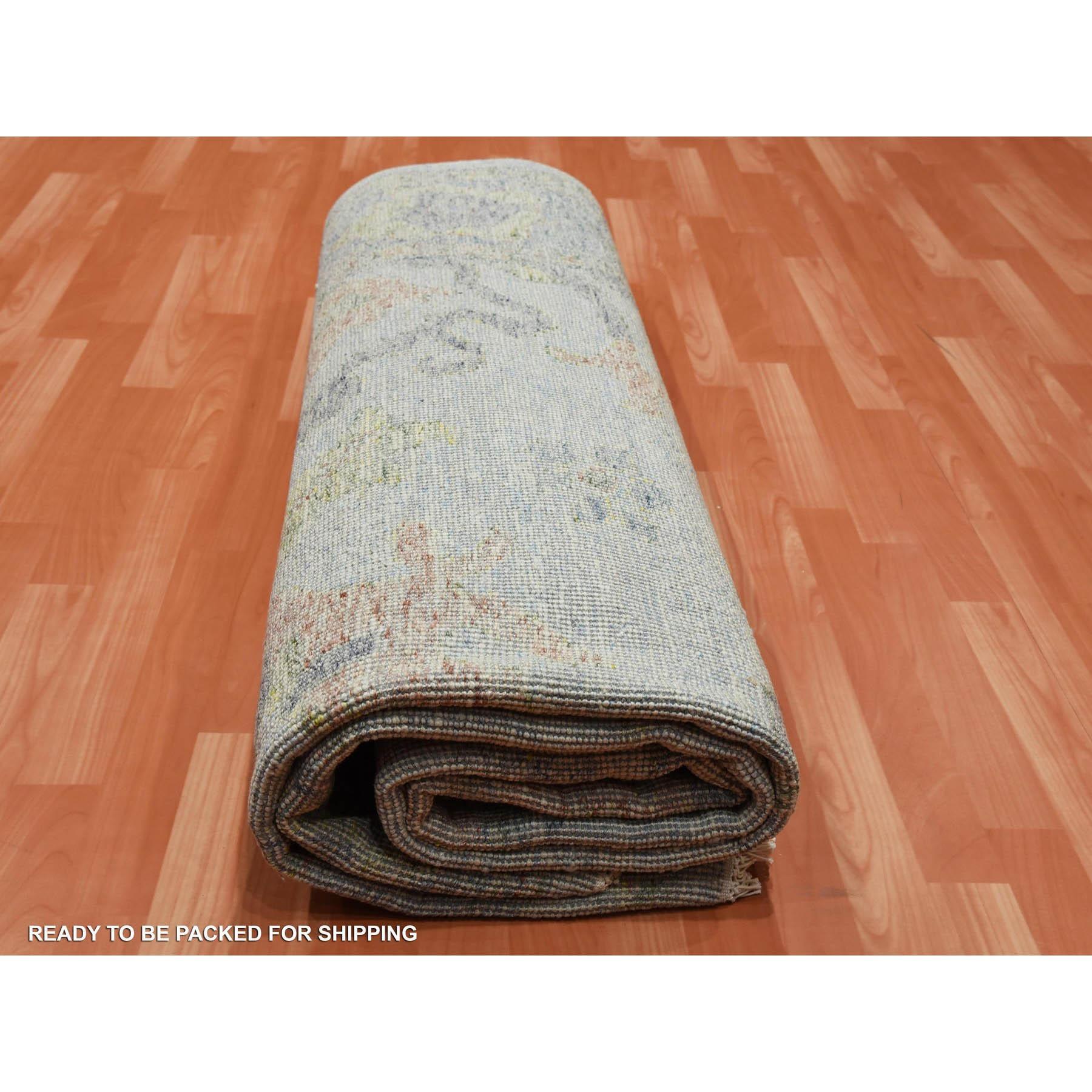 8'x10' Tapis d'Orient en laine grise nouée à la main Oushak Salt and Pepper Design en vente 3