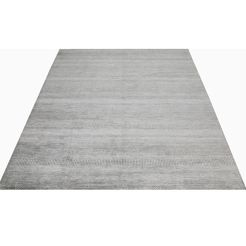 Handwoven Transitional Indo Rug  im Angebot 1