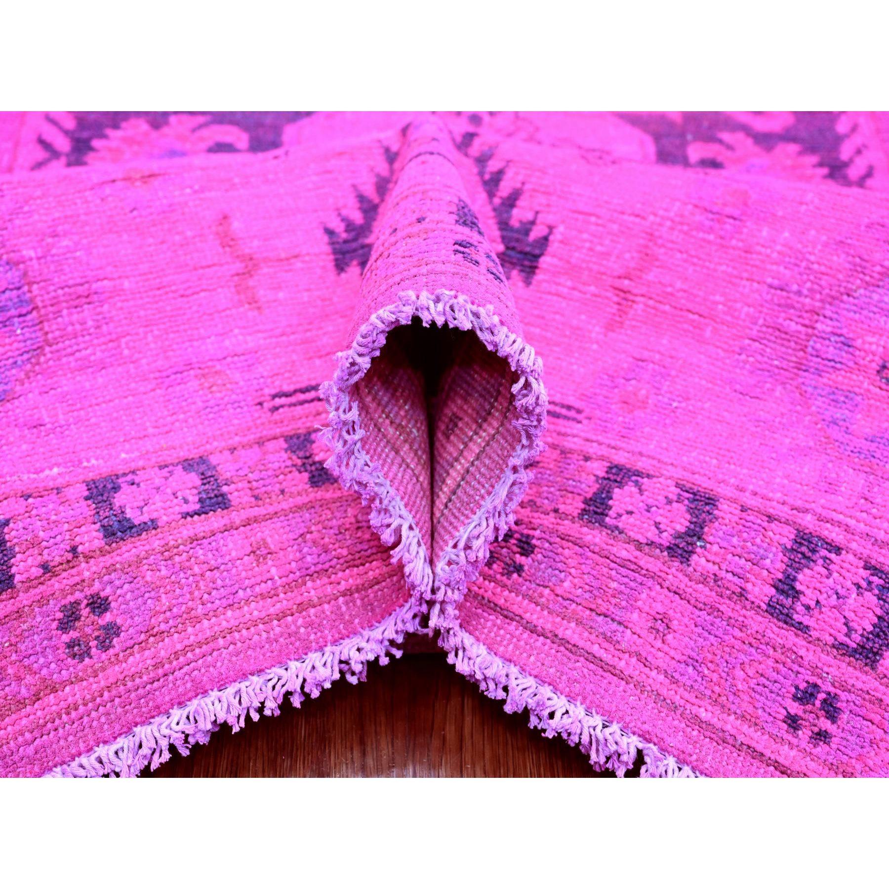 Noué à la main 8'x10' Surteint rose vif Kazak Medallions Design noué à la main Tapis d'Orient en laine en vente