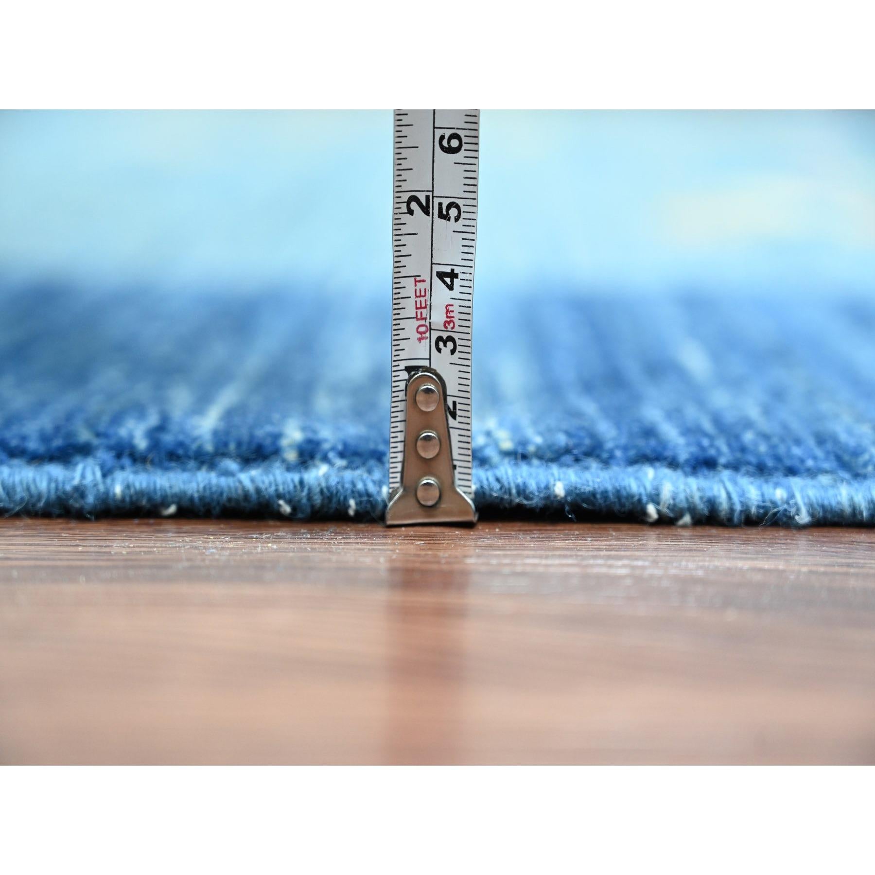 8'x10' Tapis en laine nouée à la main Peshawar d'inspiration art déco chinois bleu impérial en vente 2
