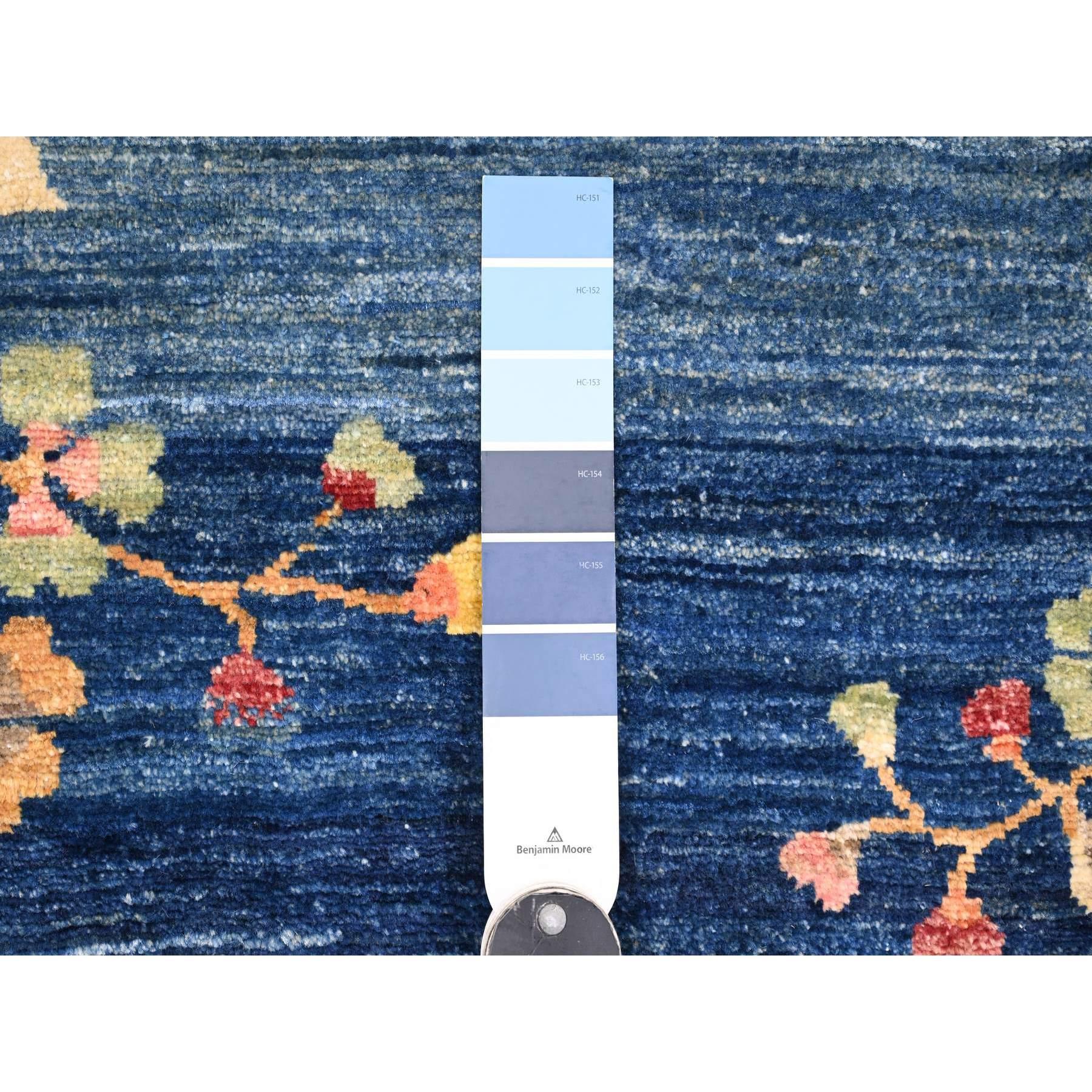 XXIe siècle et contemporain 8'x10' Tapis en laine nouée à la main Peshawar d'inspiration art déco chinois bleu impérial en vente