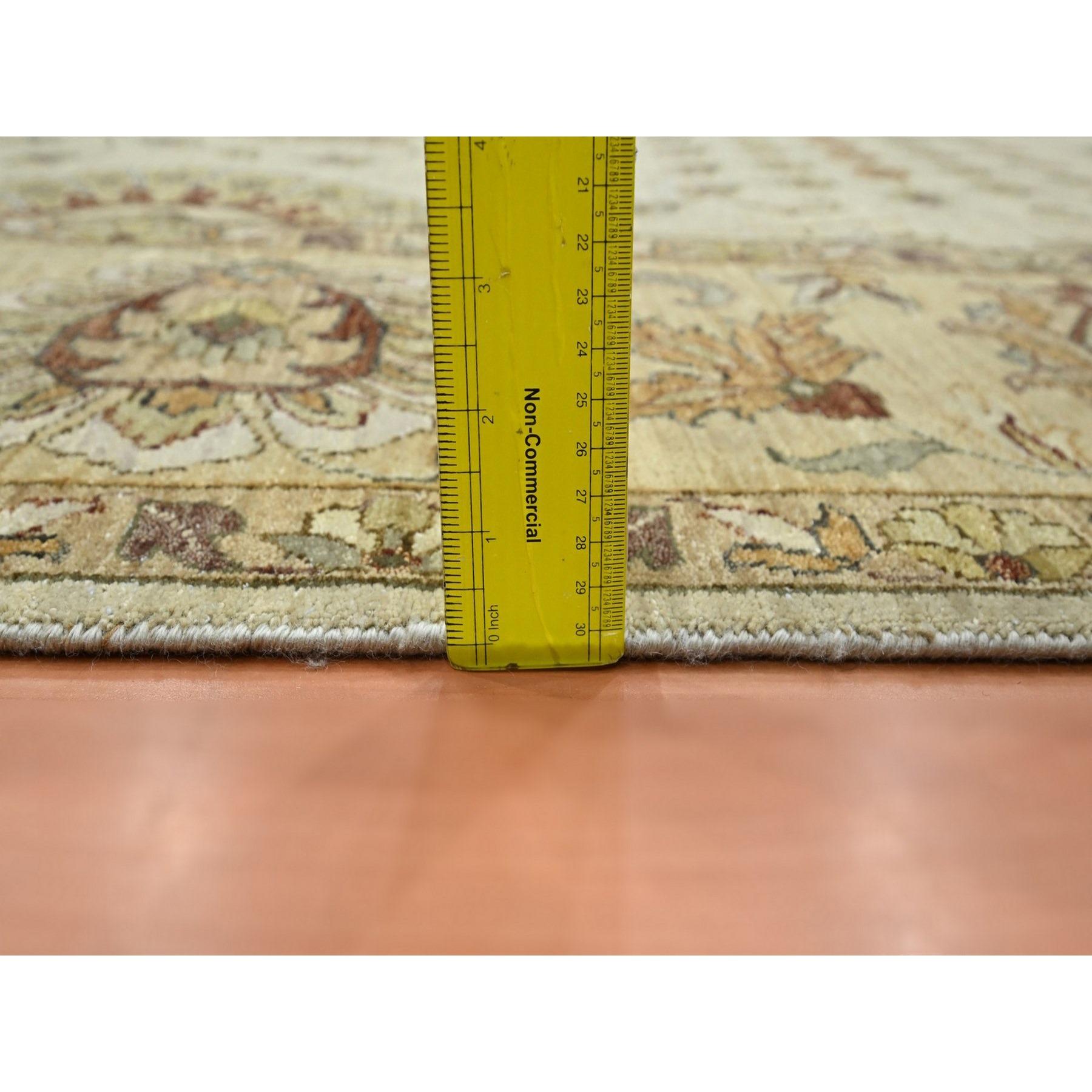 8'x10' Ivory Agra with Ziegler Design/One Leaf Pattern Tapis en pure laine noué à la main en vente 3