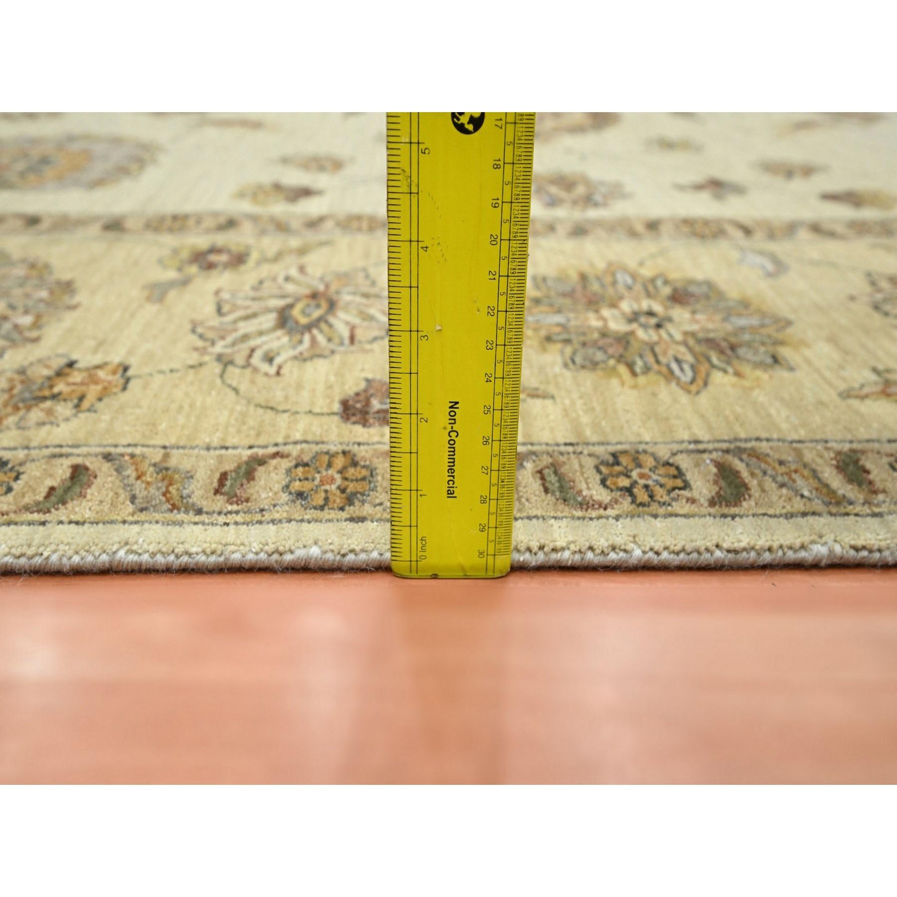 8'x10' Ivory Agra with Ziegler Design/One Leaf Pattern Tapis en pure laine noué à la main en vente 3