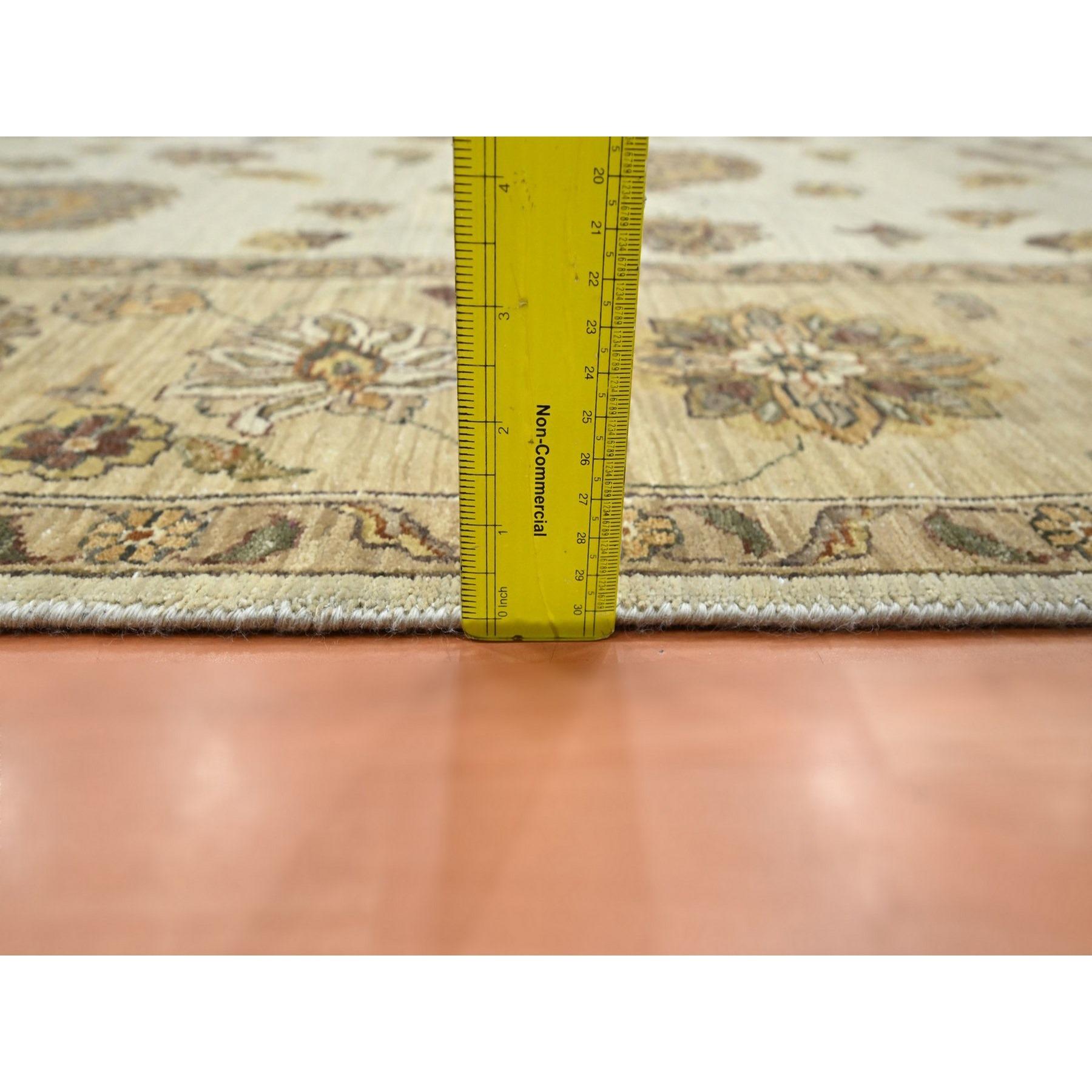 8'x10' Ivory Agra with Ziegler Design/One Leaf Pattern Tapis en pure laine noué à la main en vente 3