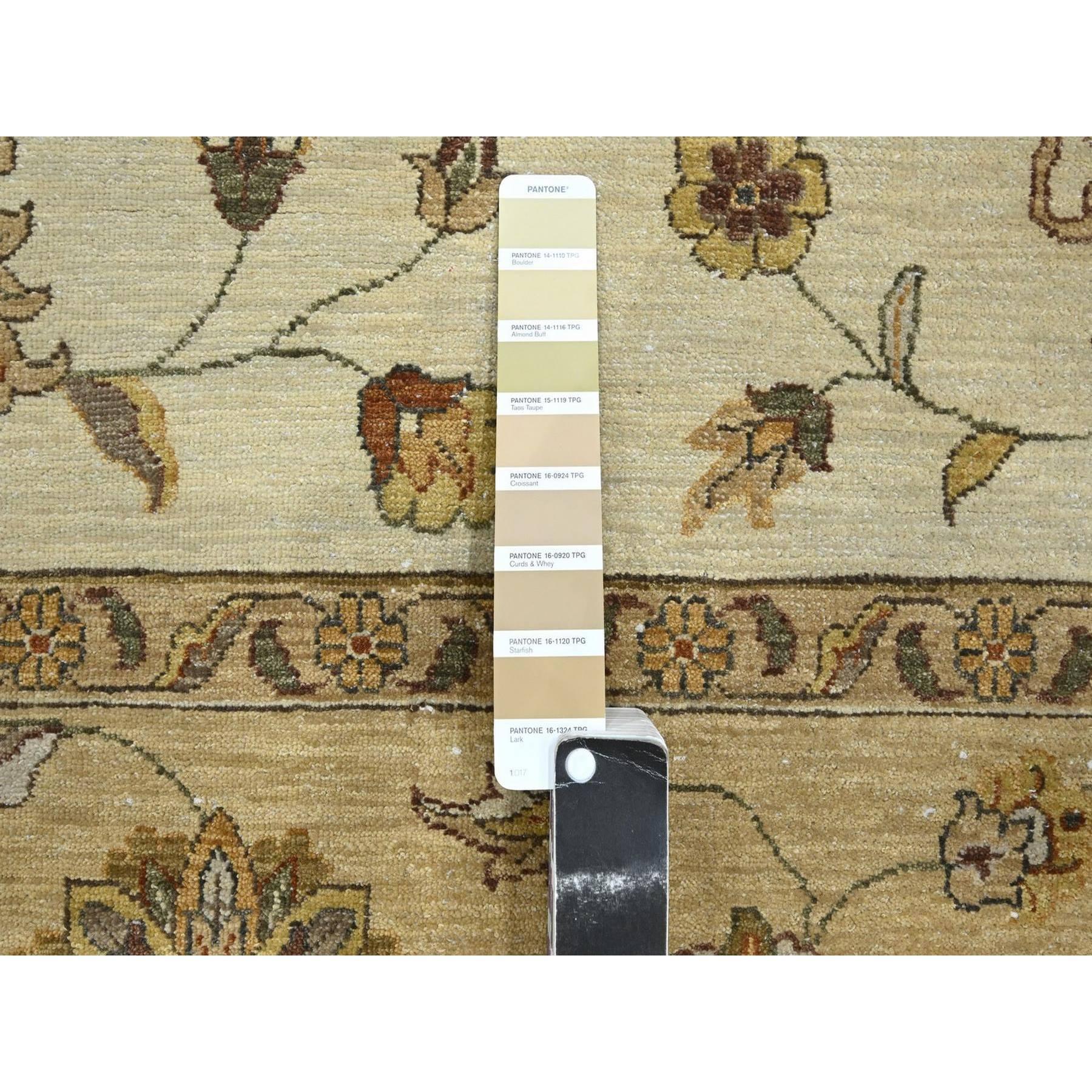 Laine 8'x10' Ivory Agra with Ziegler Design/One Leaf Pattern Tapis en pure laine noué à la main en vente