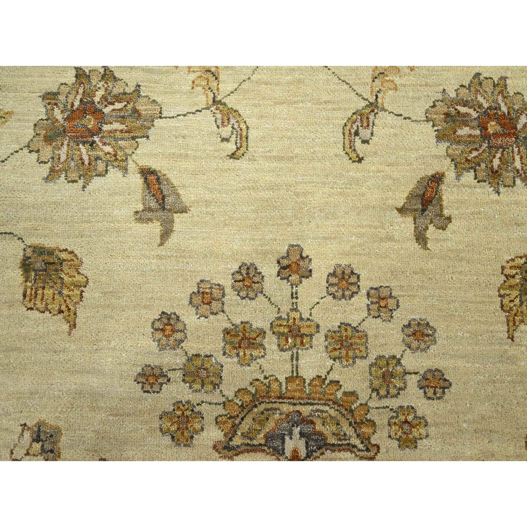 8'x10' Ivory Agra with Ziegler Design/One Leaf Pattern Tapis en pure laine noué à la main en vente 1