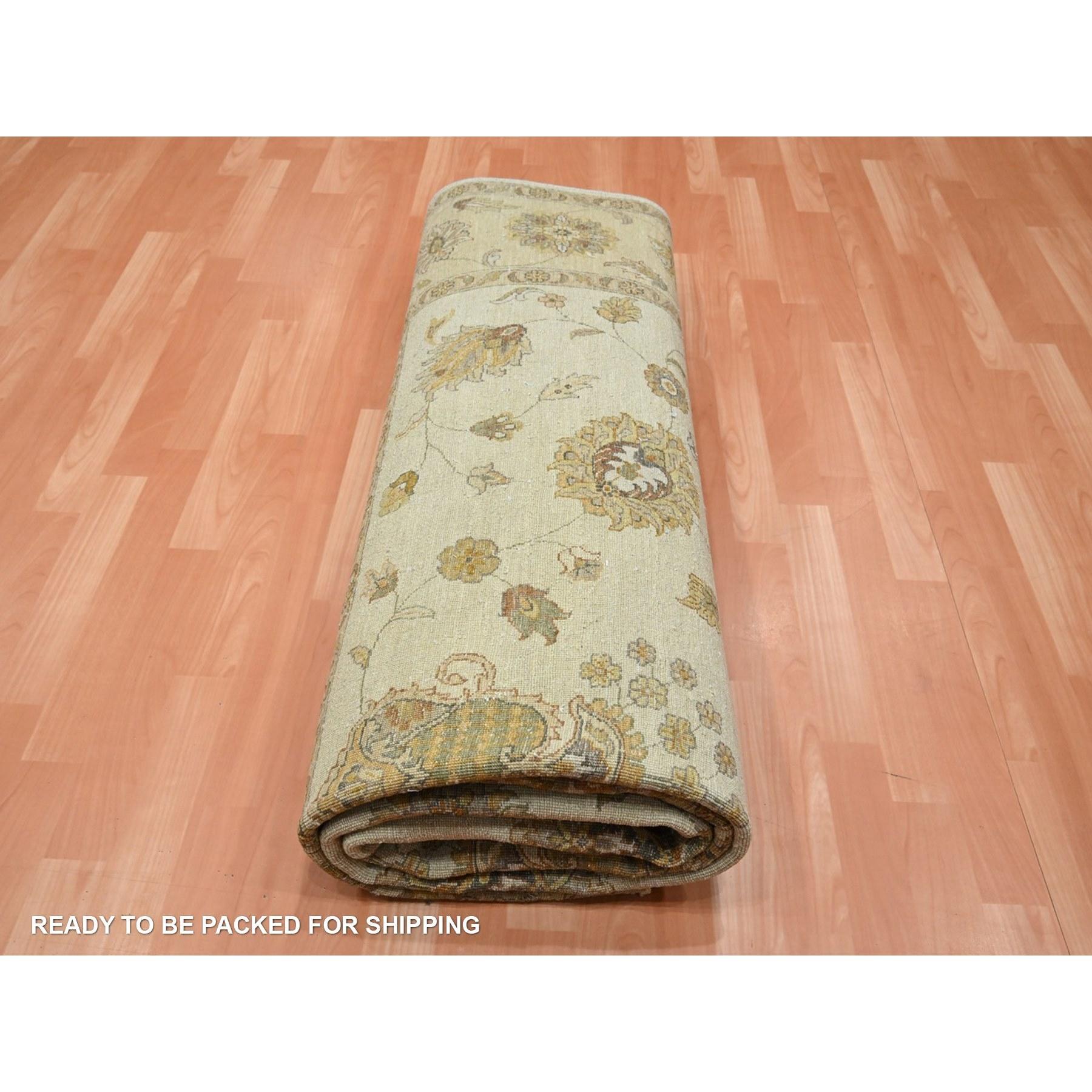 8'x10' Ivory Agra with Ziegler Design/One Leaf Pattern Tapis en pure laine noué à la main en vente 2