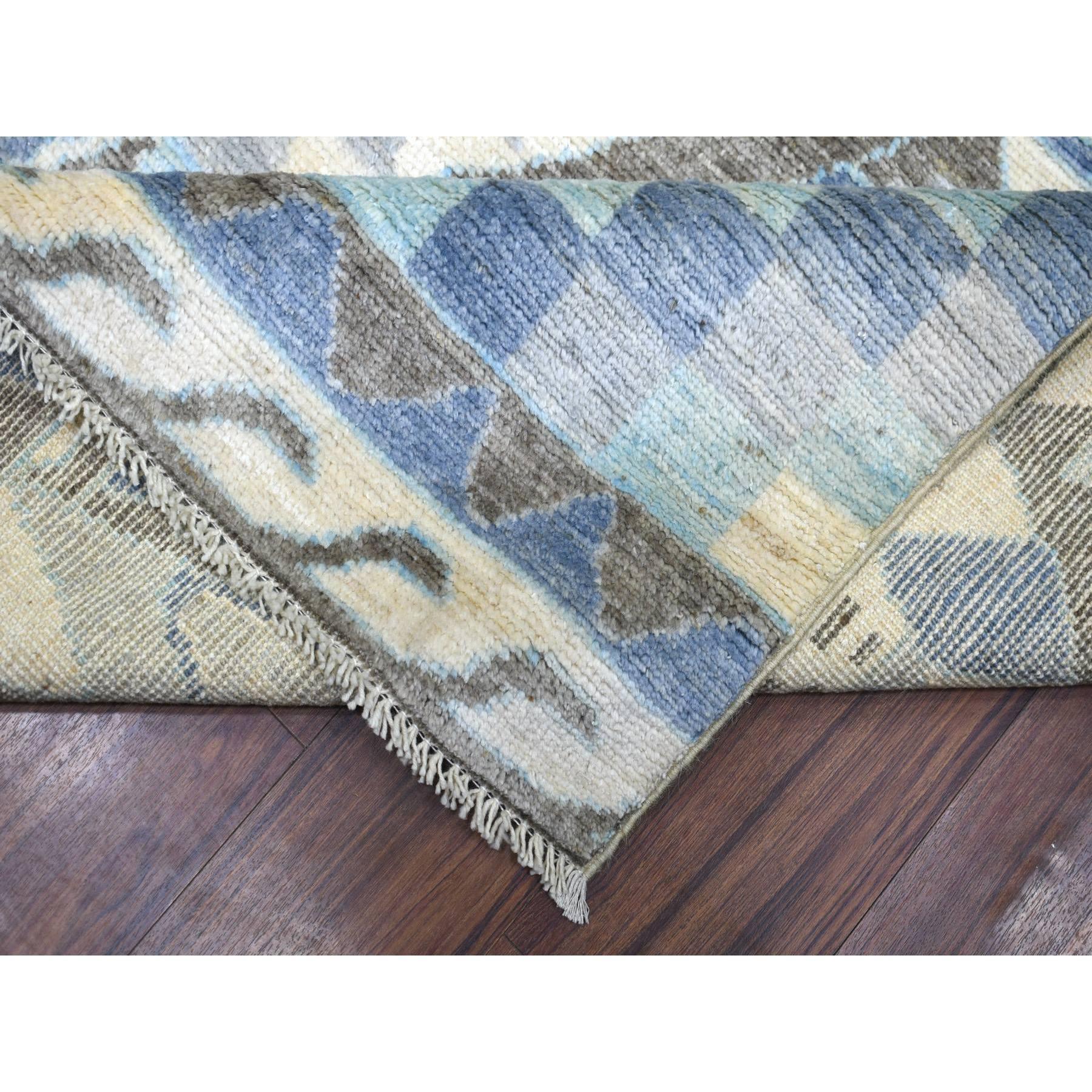 8'x10' Elfenbein, handgeknüpftes anatolisches Design Reine Wolle Orientteppich (21. Jahrhundert und zeitgenössisch) im Angebot