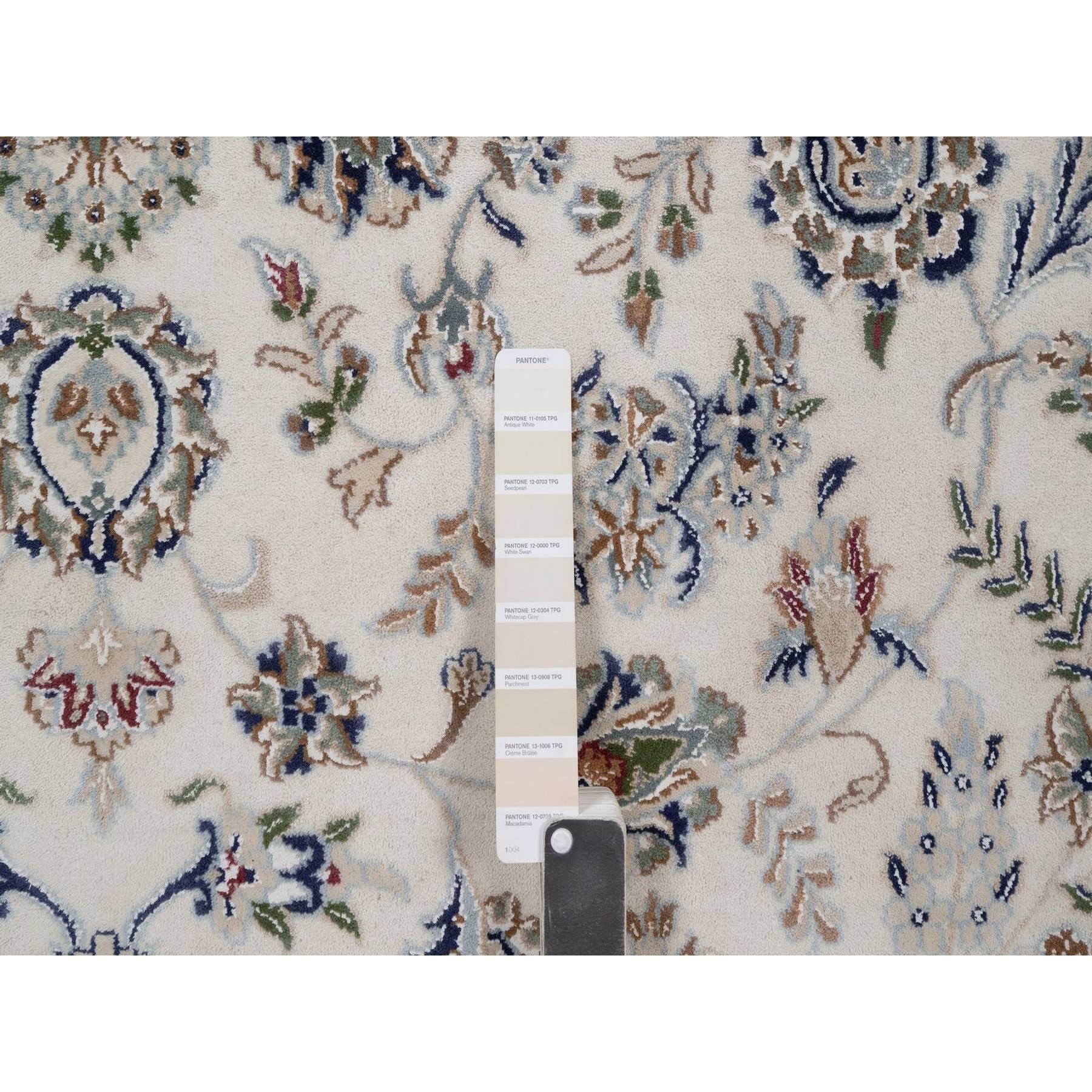 8'x10' Ivory Hand Knotted Nain with Flower Medallion Design Wool and Silk Rug For Sale 1