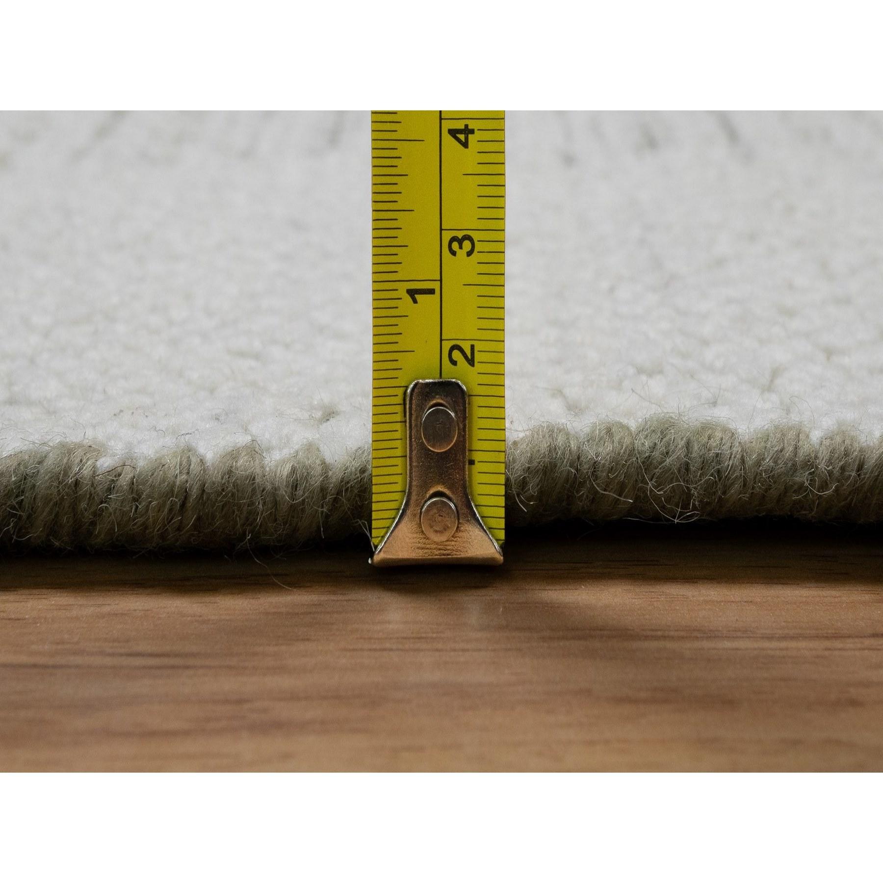 8'x10' Elfenbeinfarbener handgewebter Flachgewebe-Teppich mit strukturiertem Flor aus ungefärbter natürlicher Wolle im Angebot 3