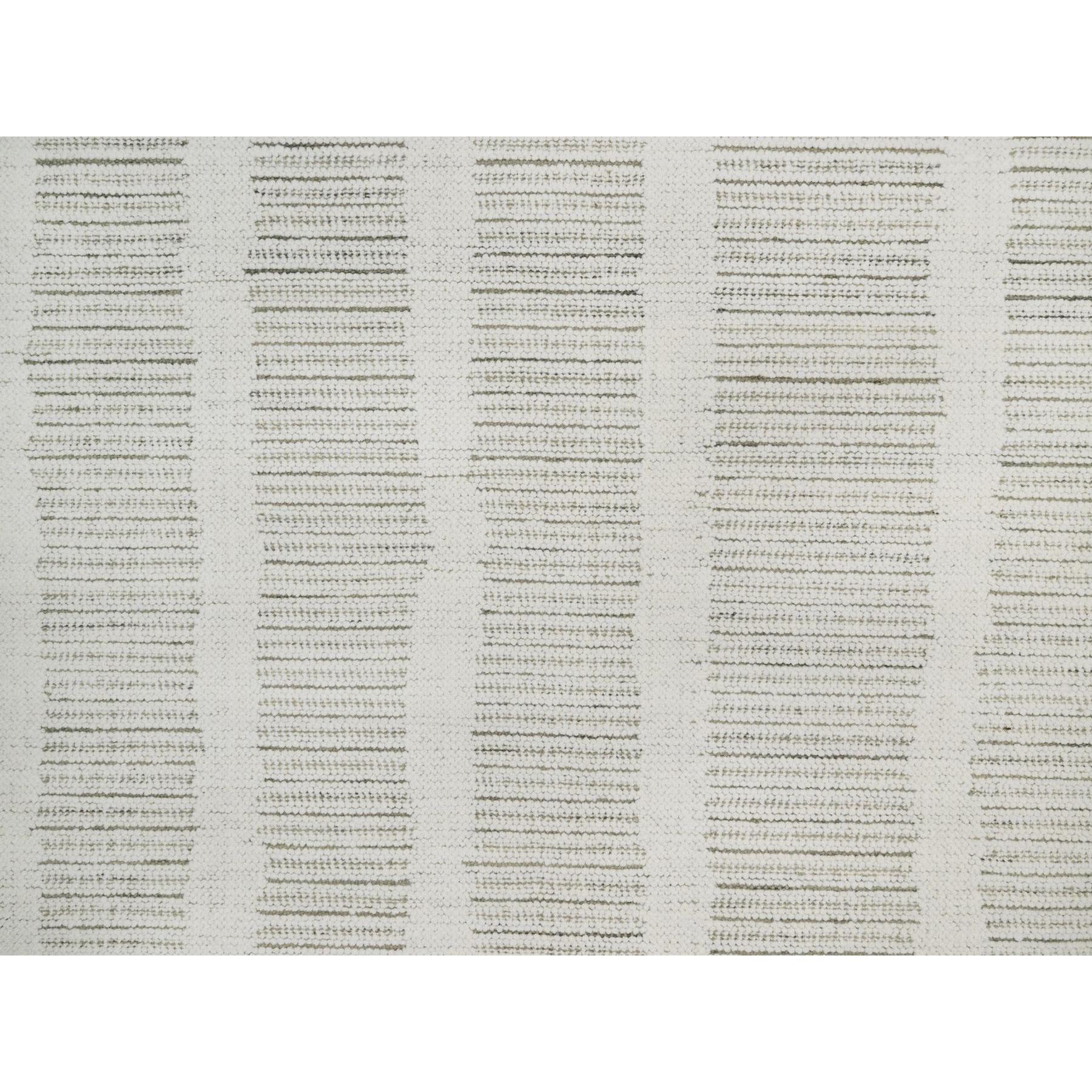 8'x10' Elfenbeinfarbener handgewebter Flachgewebe-Teppich mit strukturiertem Flor aus ungefärbter natürlicher Wolle im Angebot 1