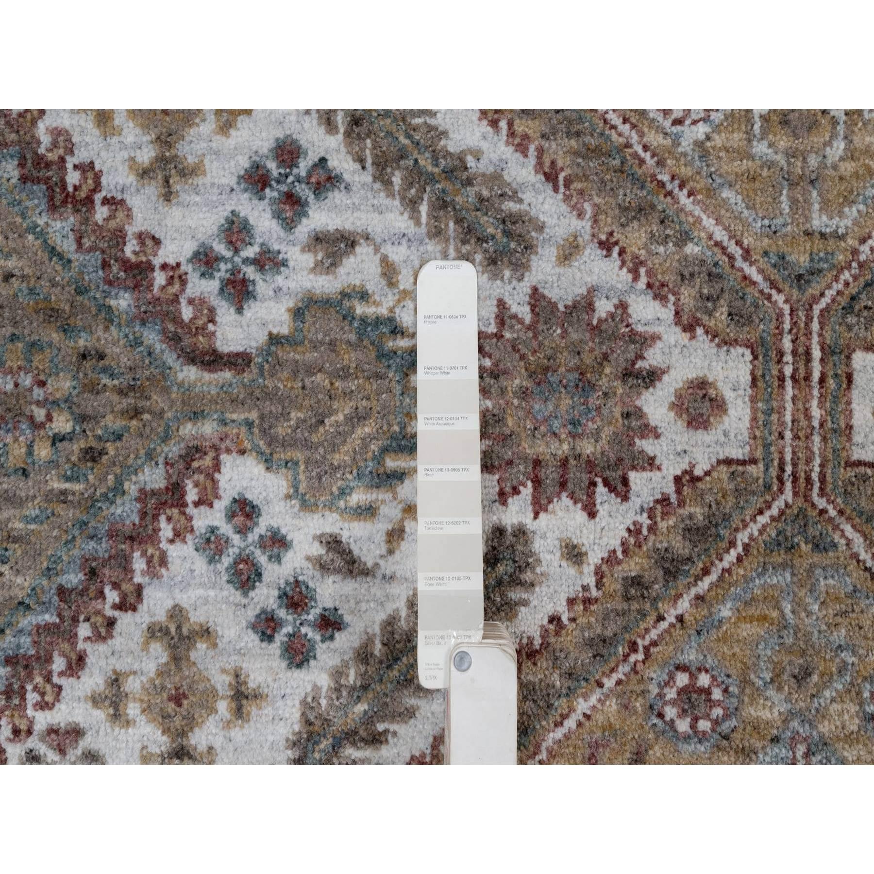 XXIe siècle et contemporain 8'x10' Ivoire Unique Flower Rosettes Border Design Hand Knots Rugs Pure Wool en vente
