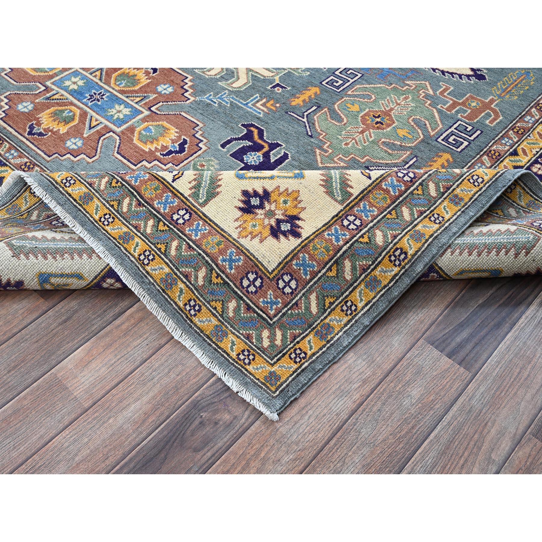 8'x10' Misty Gray Kazak with Tribal Design Hand Knotted All Wool Oriental Rug (21. Jahrhundert und zeitgenössisch) im Angebot