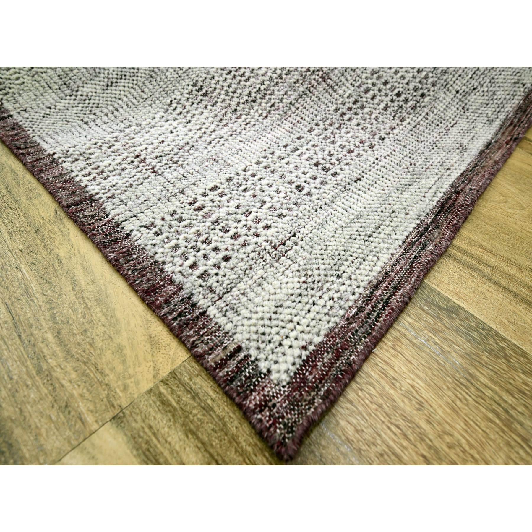 8'x10' Tapis d'Orient en pure laine nouée à la main, Red & White Oxidized Grass Design Neuf - En vente à Carlstadt, NJ