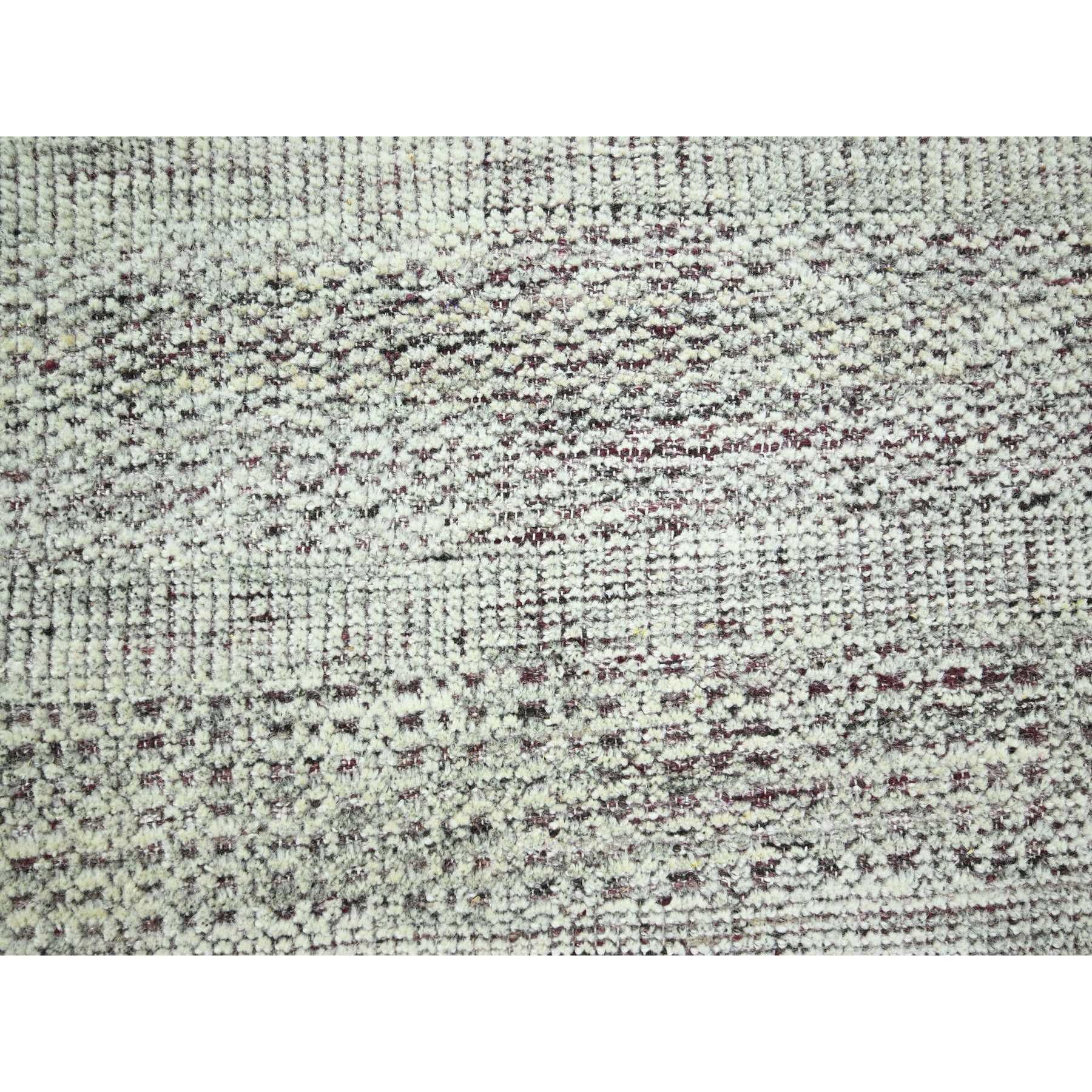 Laine 8'x10' Tapis d'Orient en pure laine nouée à la main, Red & White Oxidized Grass Design en vente